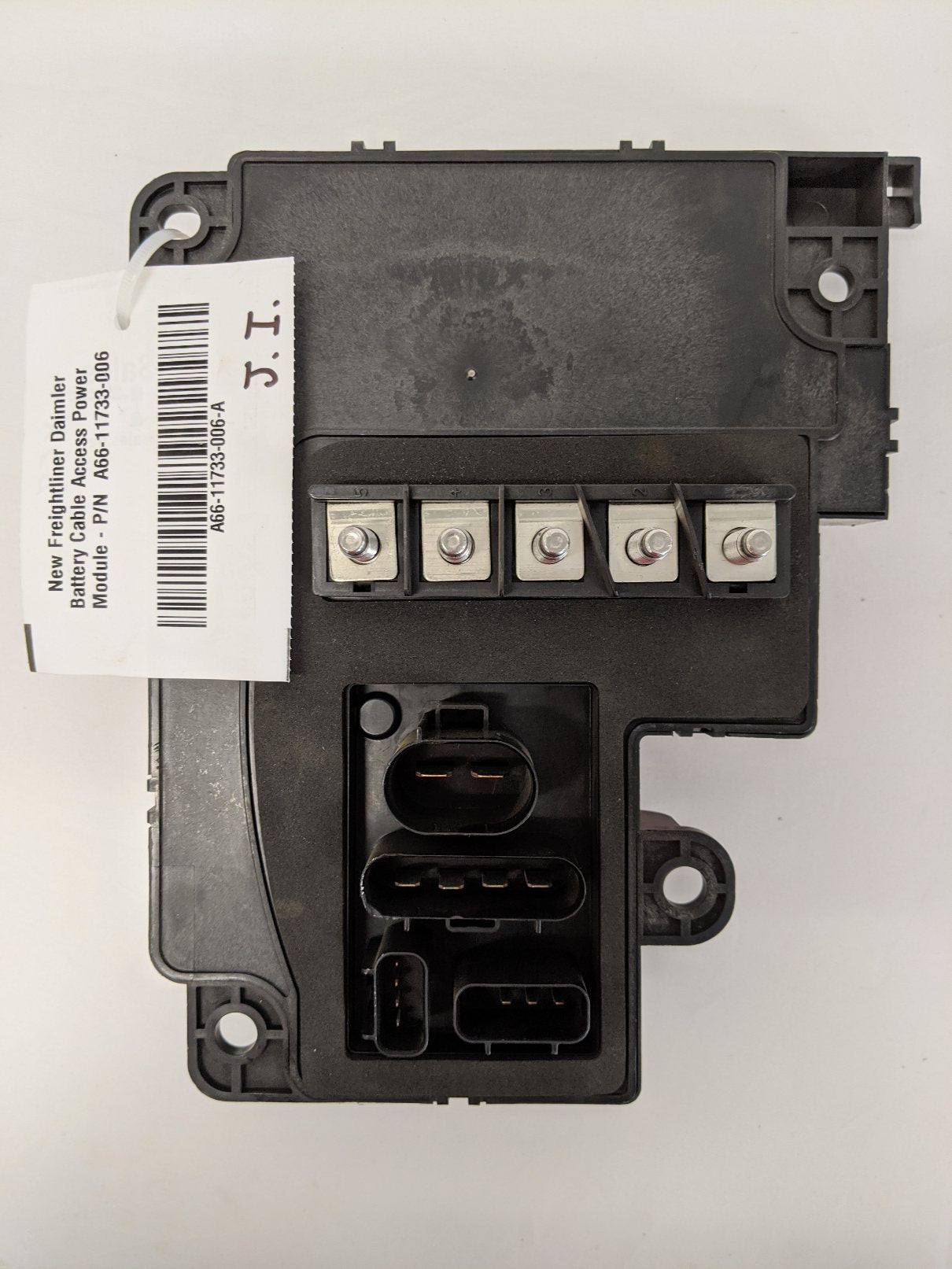 New Freightliner Daimler Battery Cable Access Power Module - P/N A66-11733-006 (10169461047612)