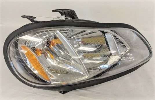 Used Freightliner M2 RH Headlamp -P/N  A06-75732-005 (10027312742716)