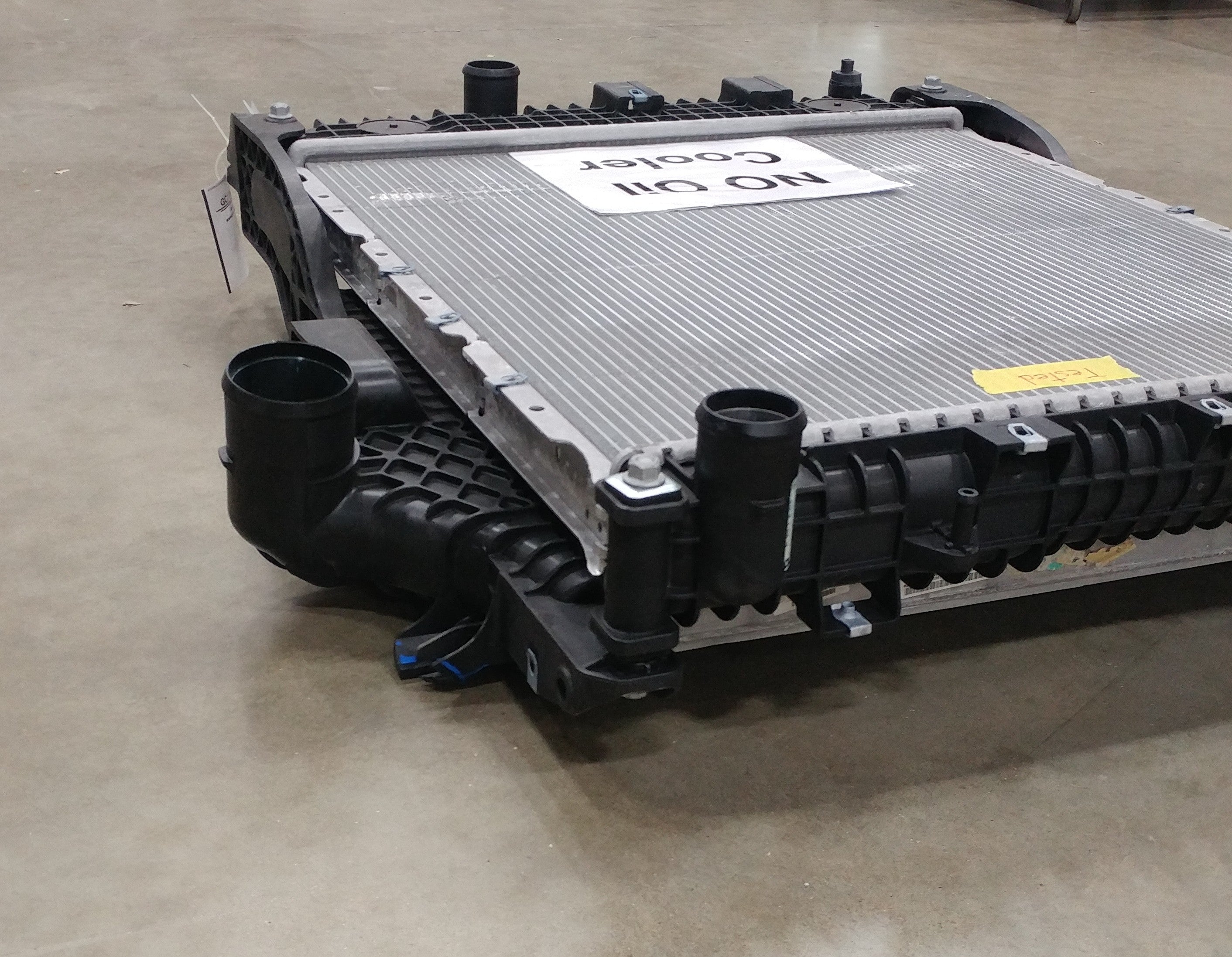 Damaged FL M2 Radiator - TXE1004015 & CAC - TXE1030482 Assy - P/N 05-34530-005 (8679003160892)