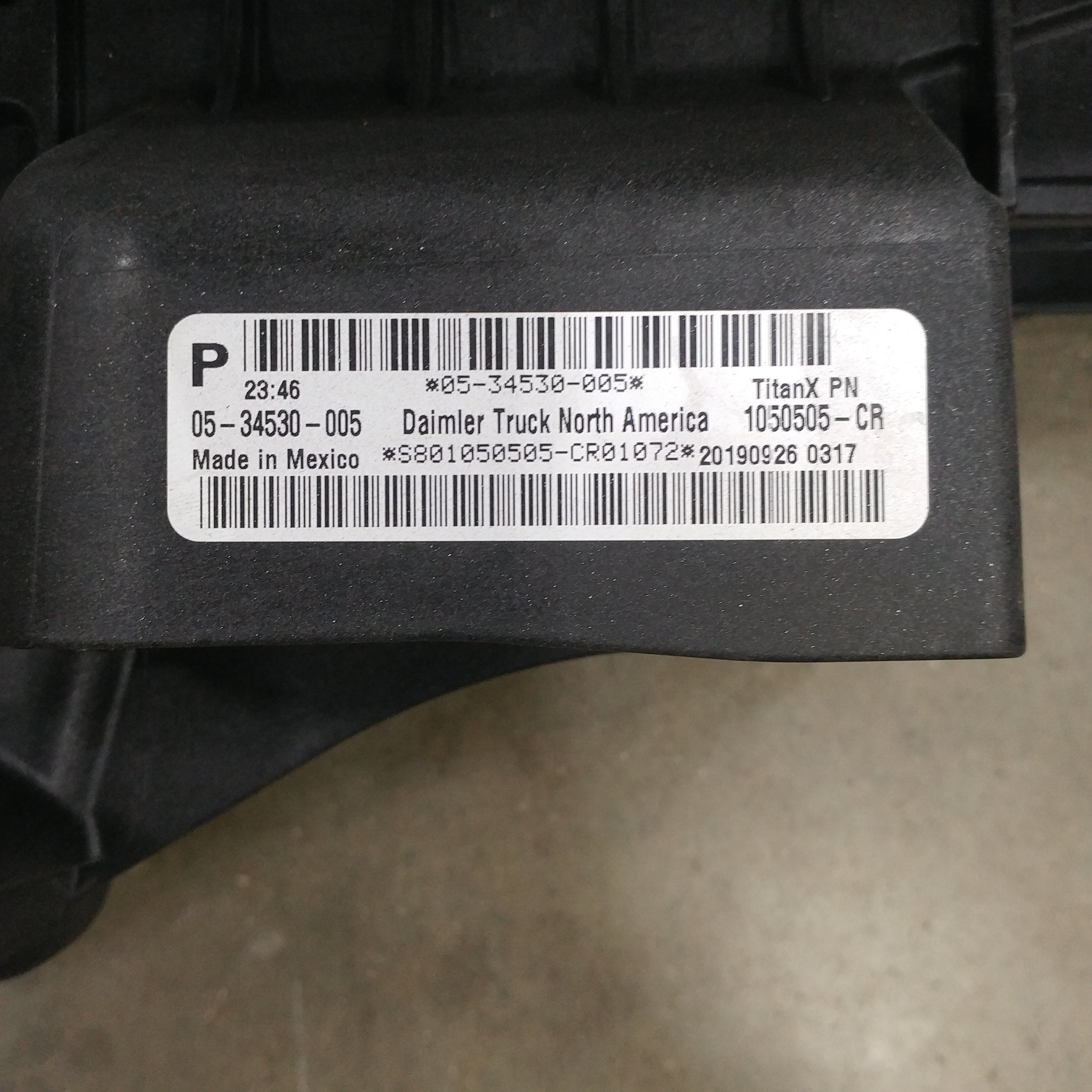 Damaged FL M2 Radiator - TXE1004015 & CAC - TXE1030482 Assy - P/N 05-34530-005 (8679003160892)