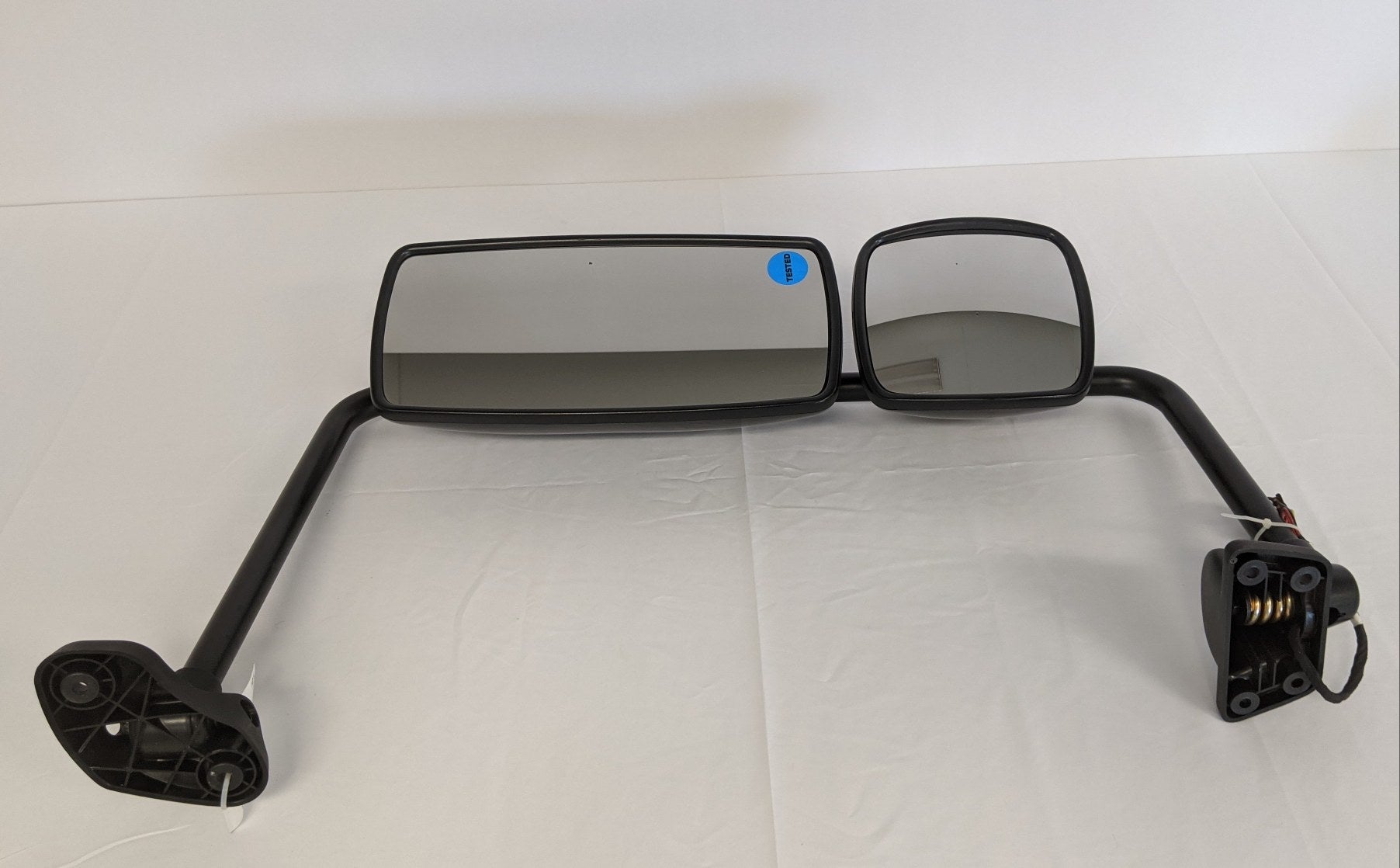 *Finish Defects* Freightliner M2 RH Remote HTD Black Mirror - P/N A22-74244-014 (9913662767420)