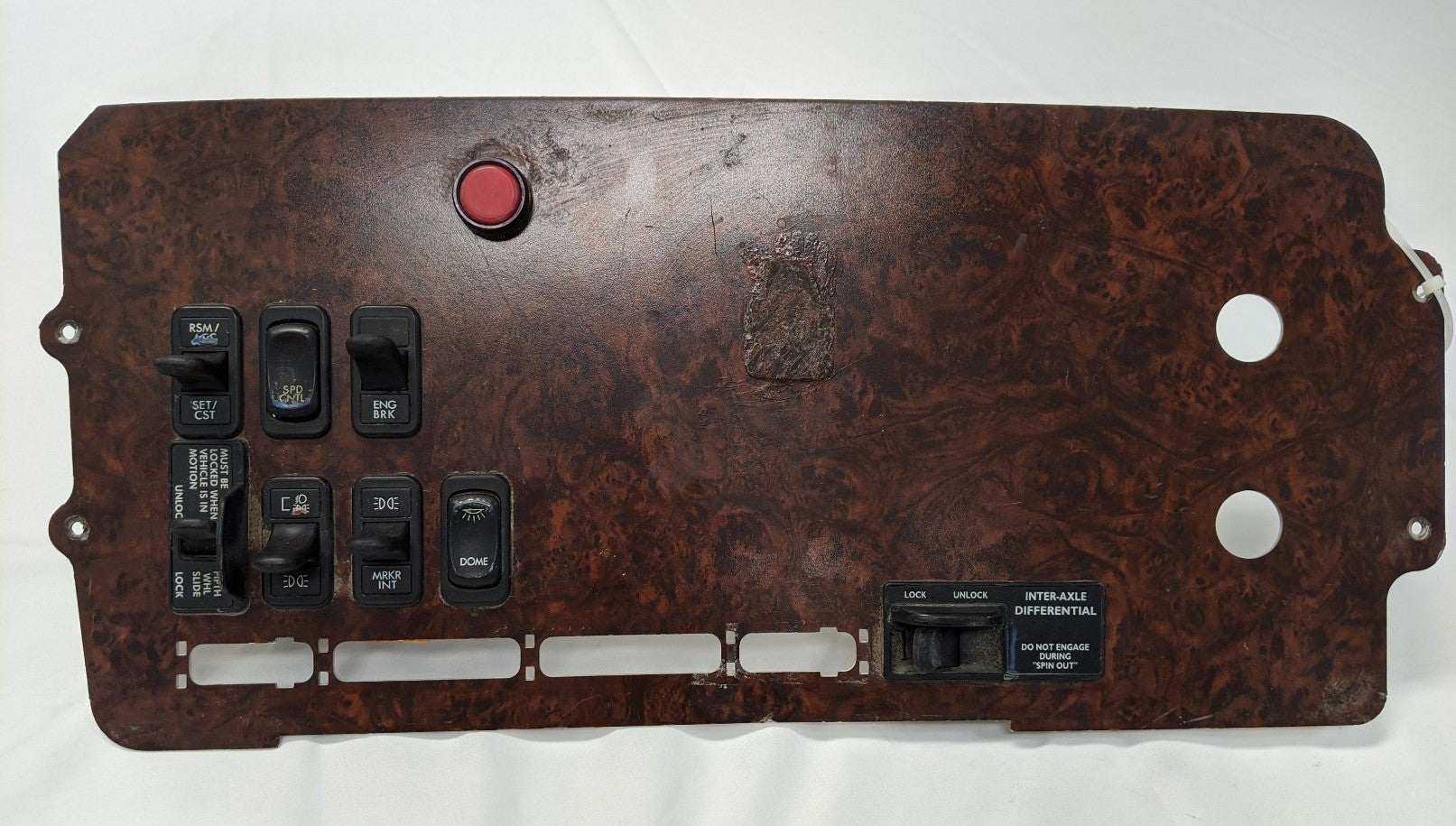 Freightliner Columbia 22-45867-000 - Central Instrument Dash Panel