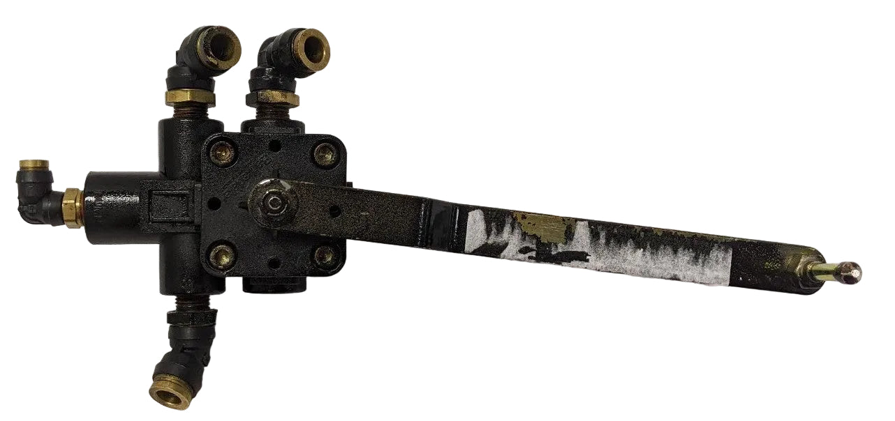 Height Control Leveling Valve Freightliner | 16-14318-000