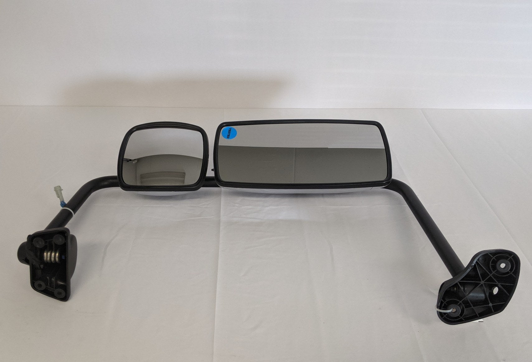 Used Freightliner M2 LH Detroit AAT Chrome Mirror - P/N A22-74243-031 (9920198017340)