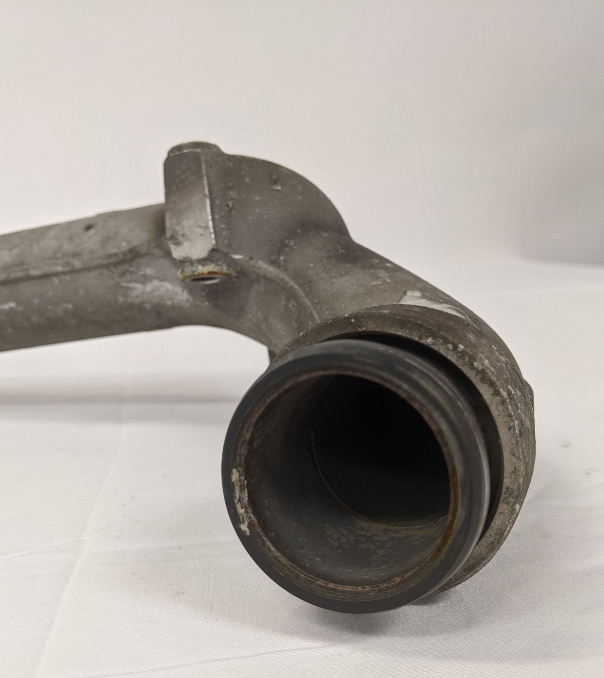 Used Detroit DD13, DD15 Engine EGR Line Coolant Pipe - P/N A4732030902 (10047927845180)