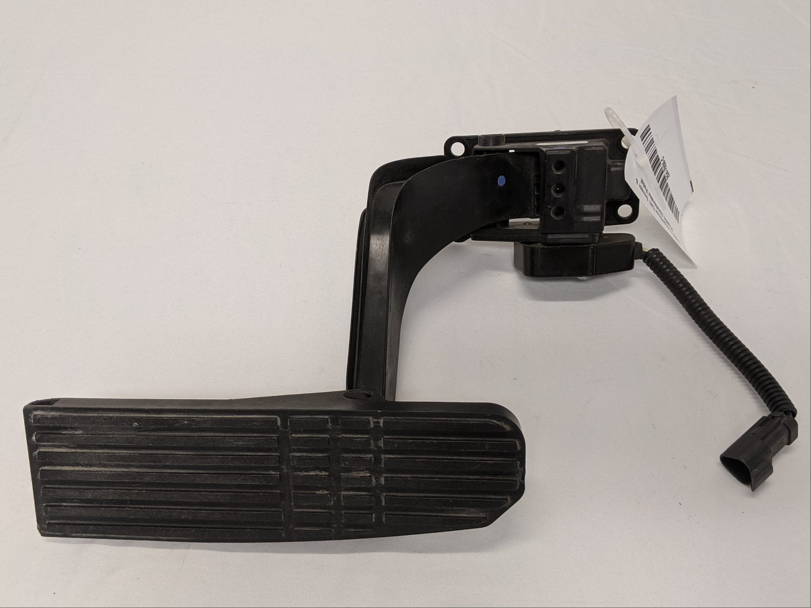 Freightliner CAT Sensor & Plastic Accelerator Pedal. Part
