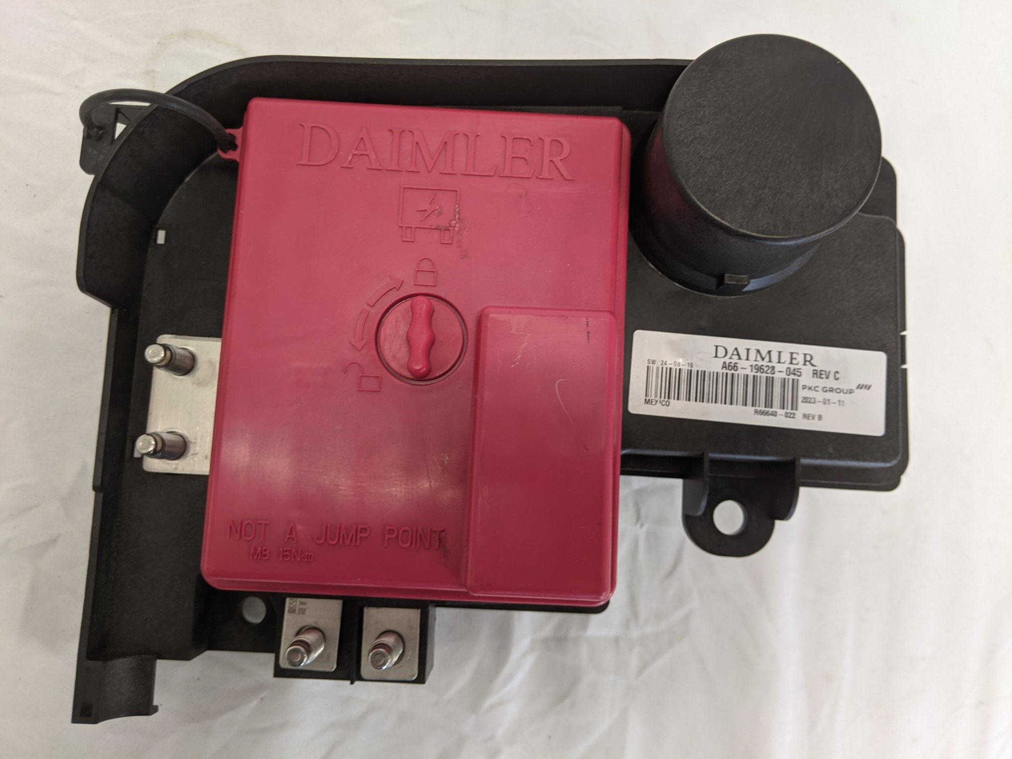 New Freightliner Daimler Battery Cable Access Power Module - P/N A66-19628-045 (10168289624380)