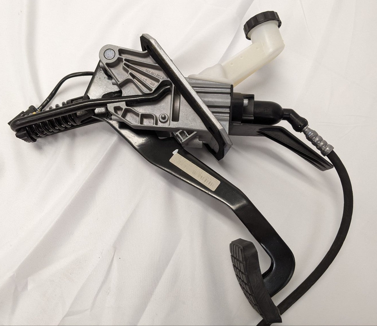 Freightliner Cascadia P3 Wabco Hydraulic Clutch Pedal A02-14082-000