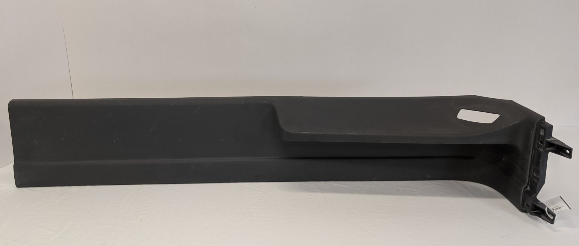Used Freightliner Cascadia P3 LH Sleeper Bunk Halo Trim Panel -P/N A18-58854-000 (10023694008636)
