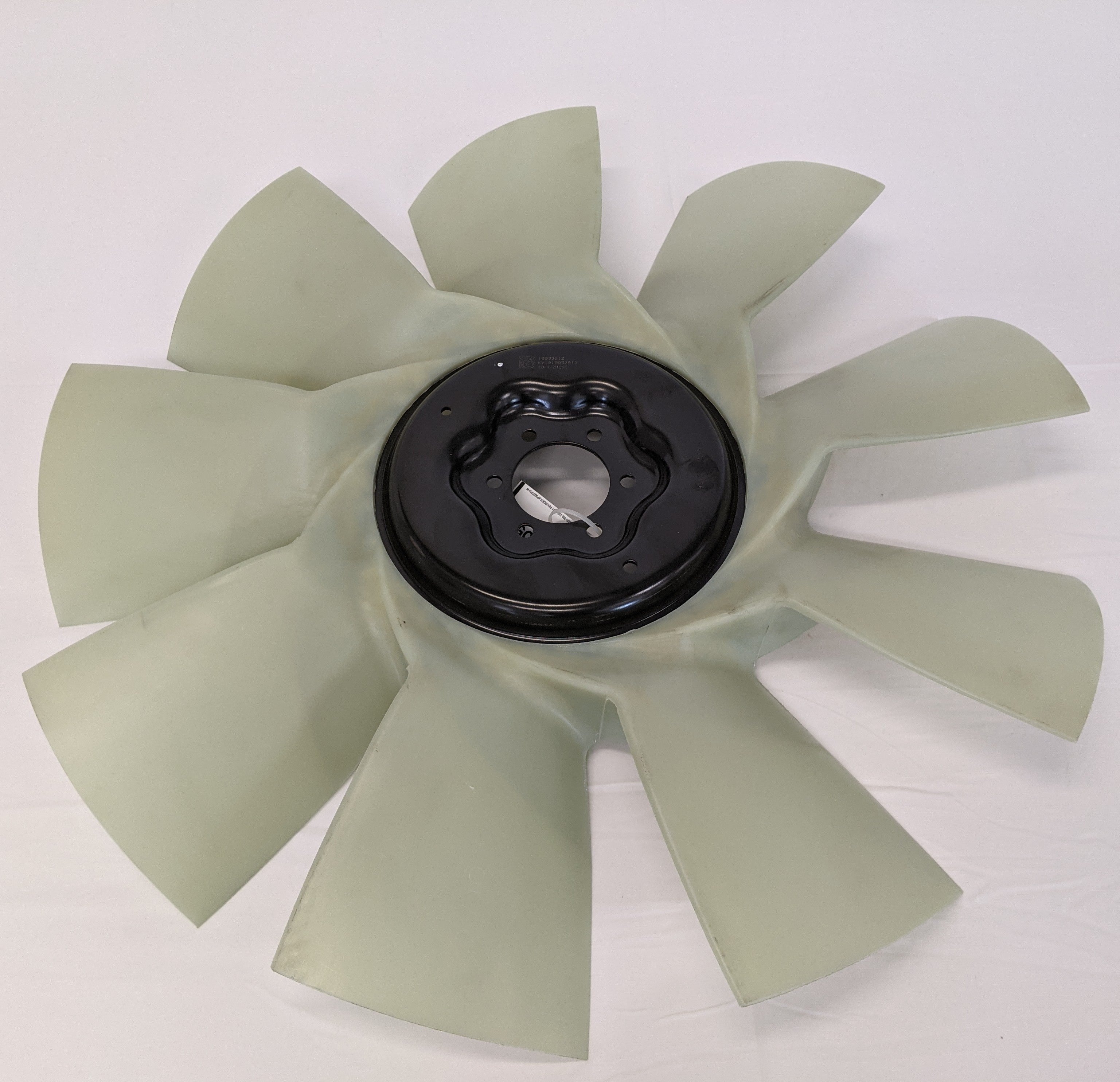 Kysor XMD9 9 Blade 27" Dia. 2.56" Pilot Engine Cooling Fan - P/N KYS 010033912 (10125585252668)