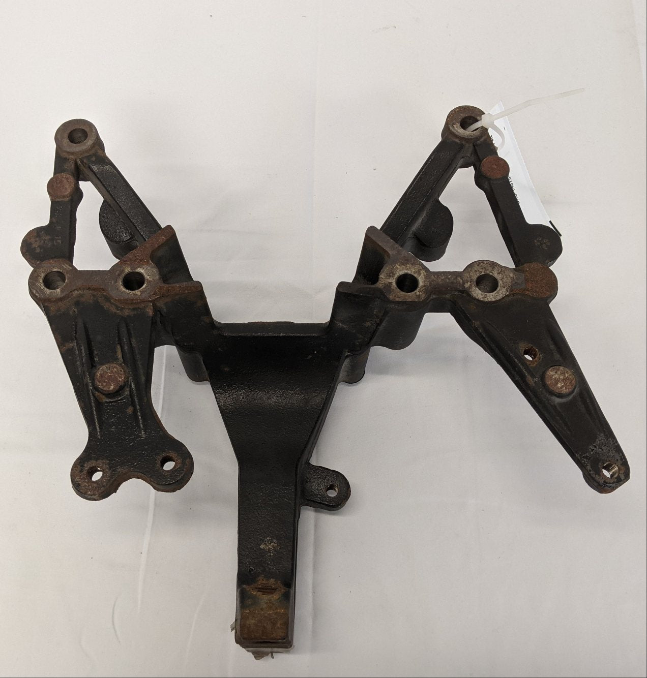 Used Detroit DD13 Engine Lifting Bracket - P/N A4712231741 (10055324467516)