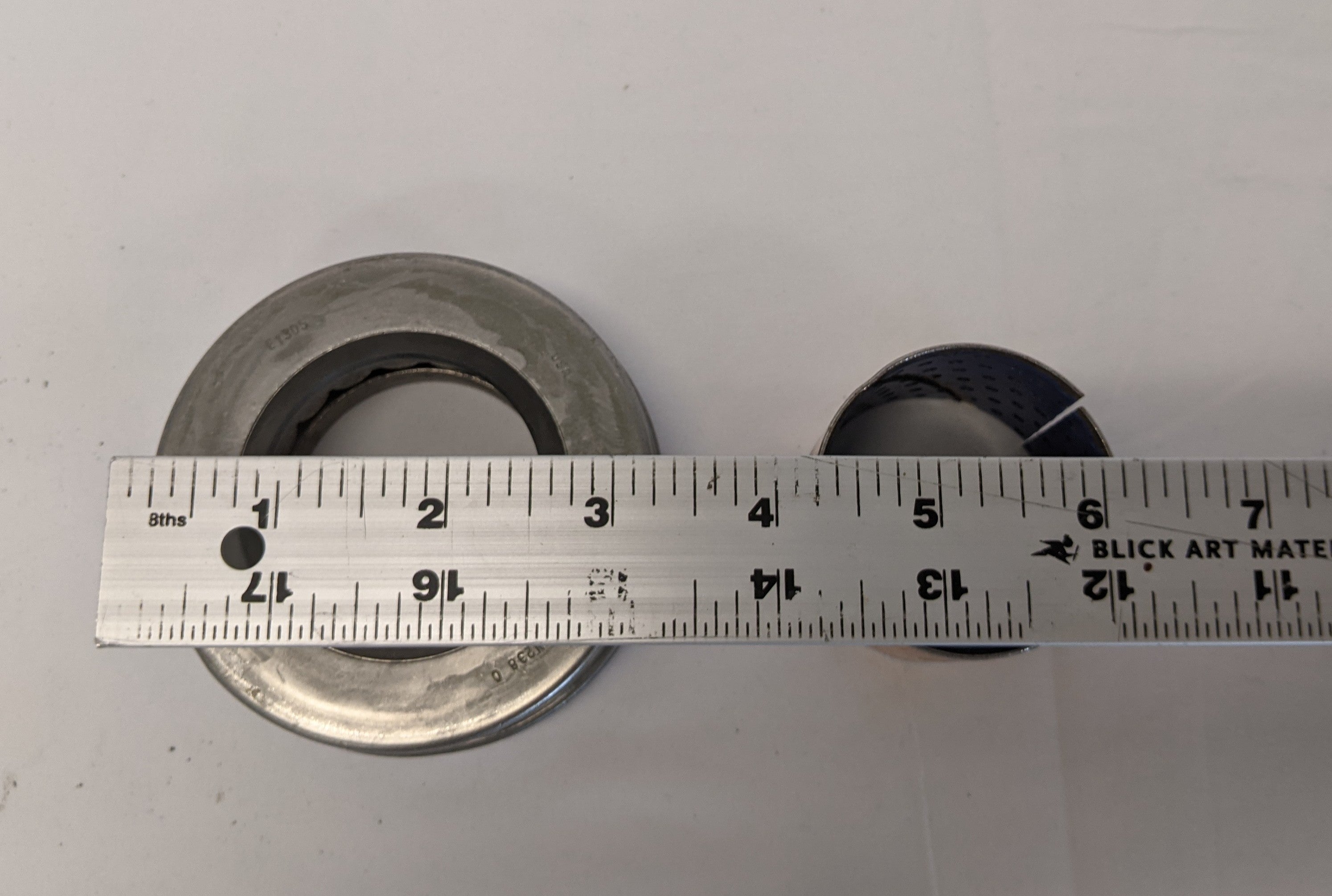 Partial Meritor Front Steering Non-Driven Axle Knuckle King Pit Kit - P/N R201315 (10121911533884)