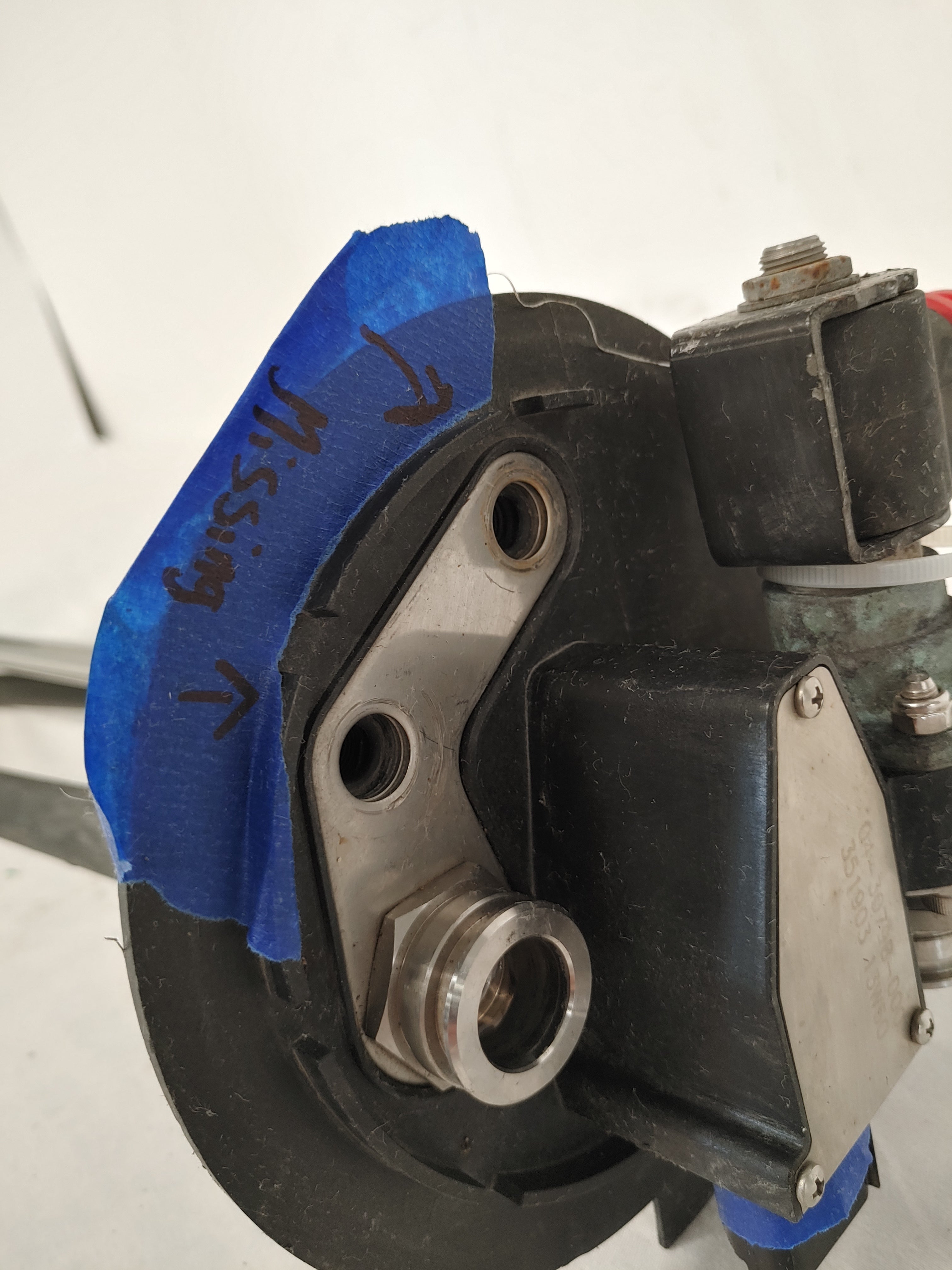 Damaged Freightliner 13/23 Gal. HDEP DEF Tank Header - P/N 04-30798-000 (8337857380668)