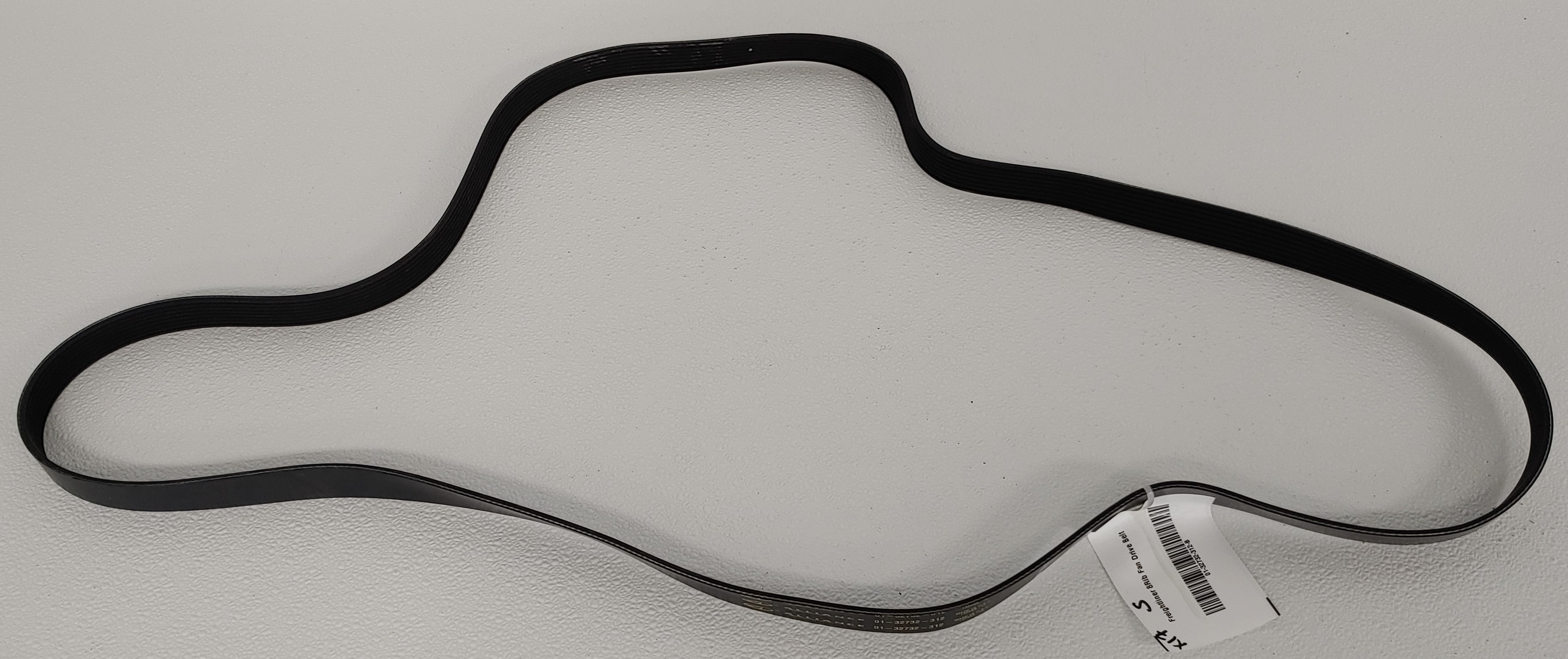 Dayco Serpentine Belt For Freightliner Coronado DD13/DD15 (2010-2013) – 8 Groove, OE Spec 5081065
