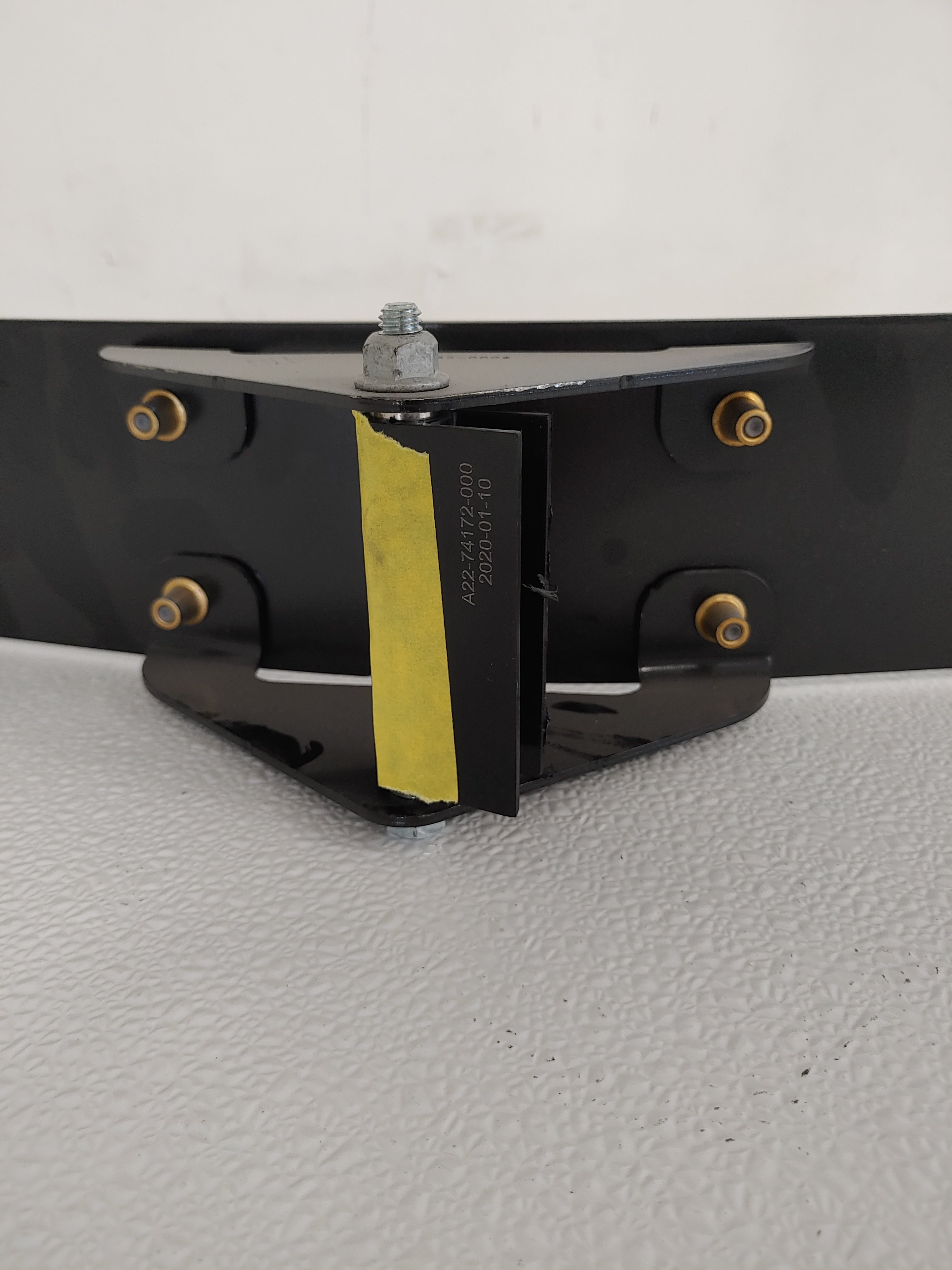 Damaged Freightliner 25" Fuel Tank Strap - P/N A03-39424-007 (8306644975932)