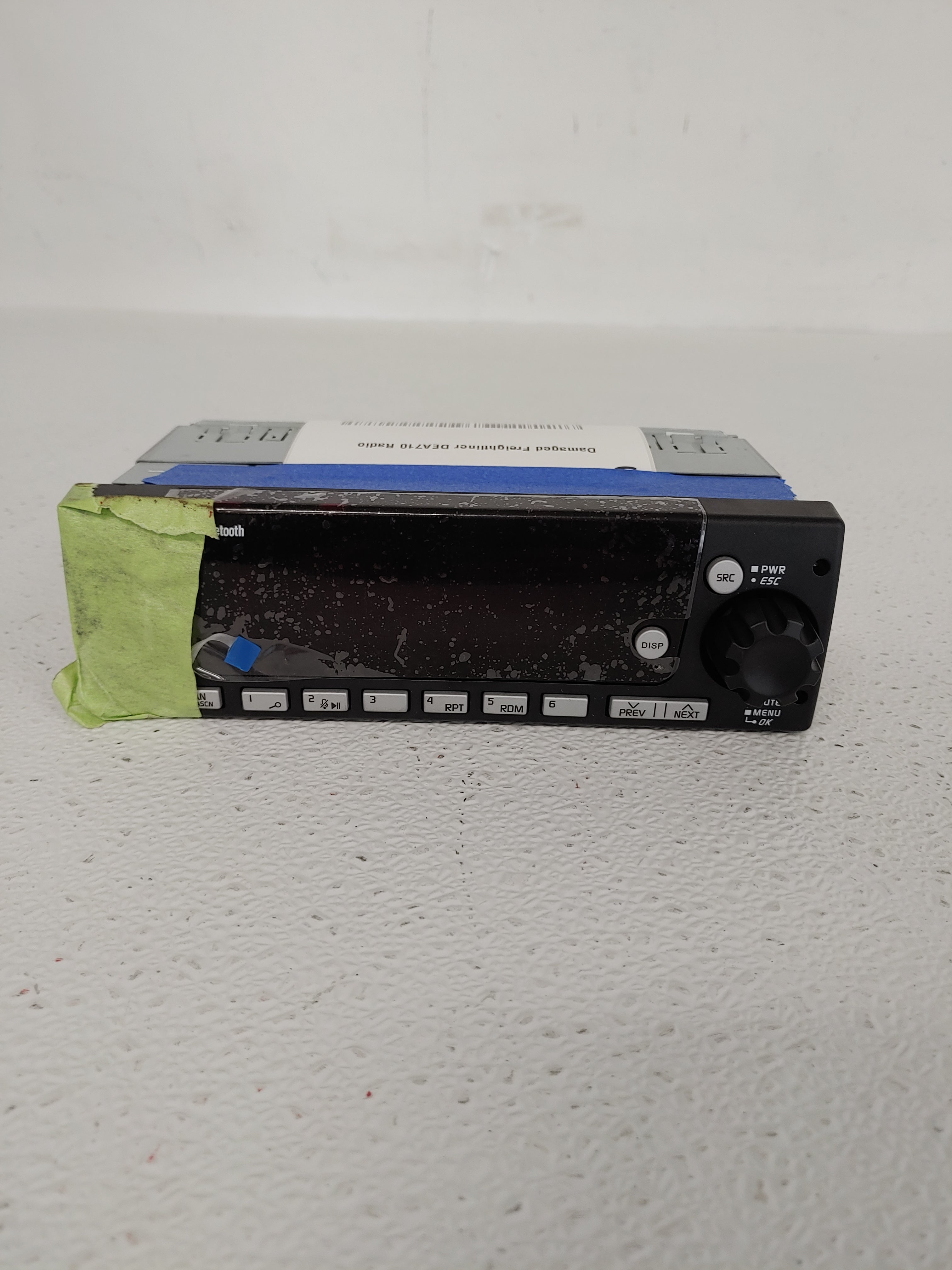 Damaged Freightliner DEA710 Radio - P/N A22-78678-000 (8755980009788)