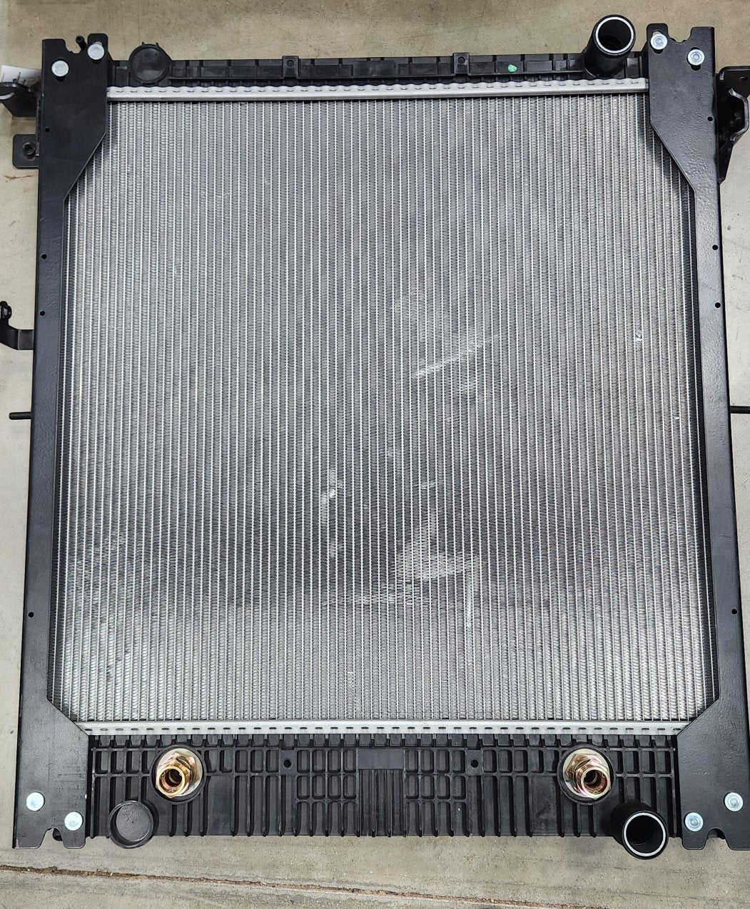*Small Leak* Freightliner M2 30 1/2" x 29 1/2" Radiator Core for A05-30693-003 (9840748822844)