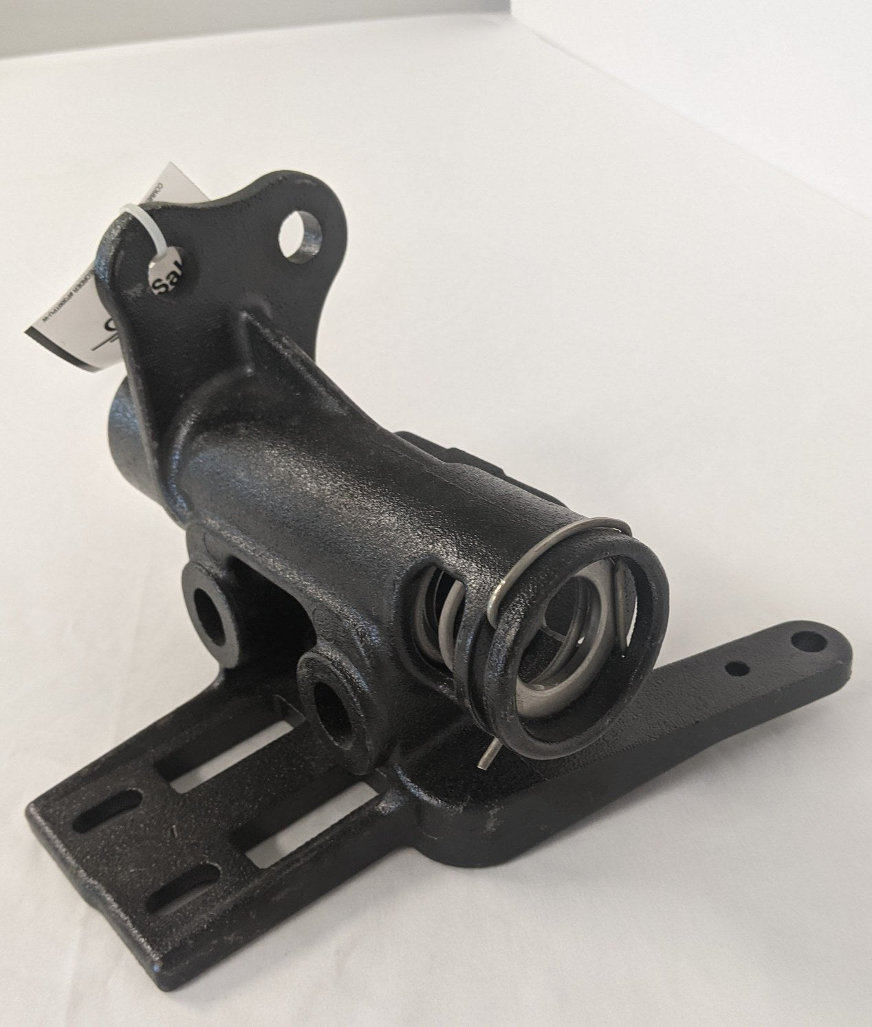 Freightliner RH Tow Housing Bracket - P/N  A15-27959-001, A15-27959-013 (4482468184150)