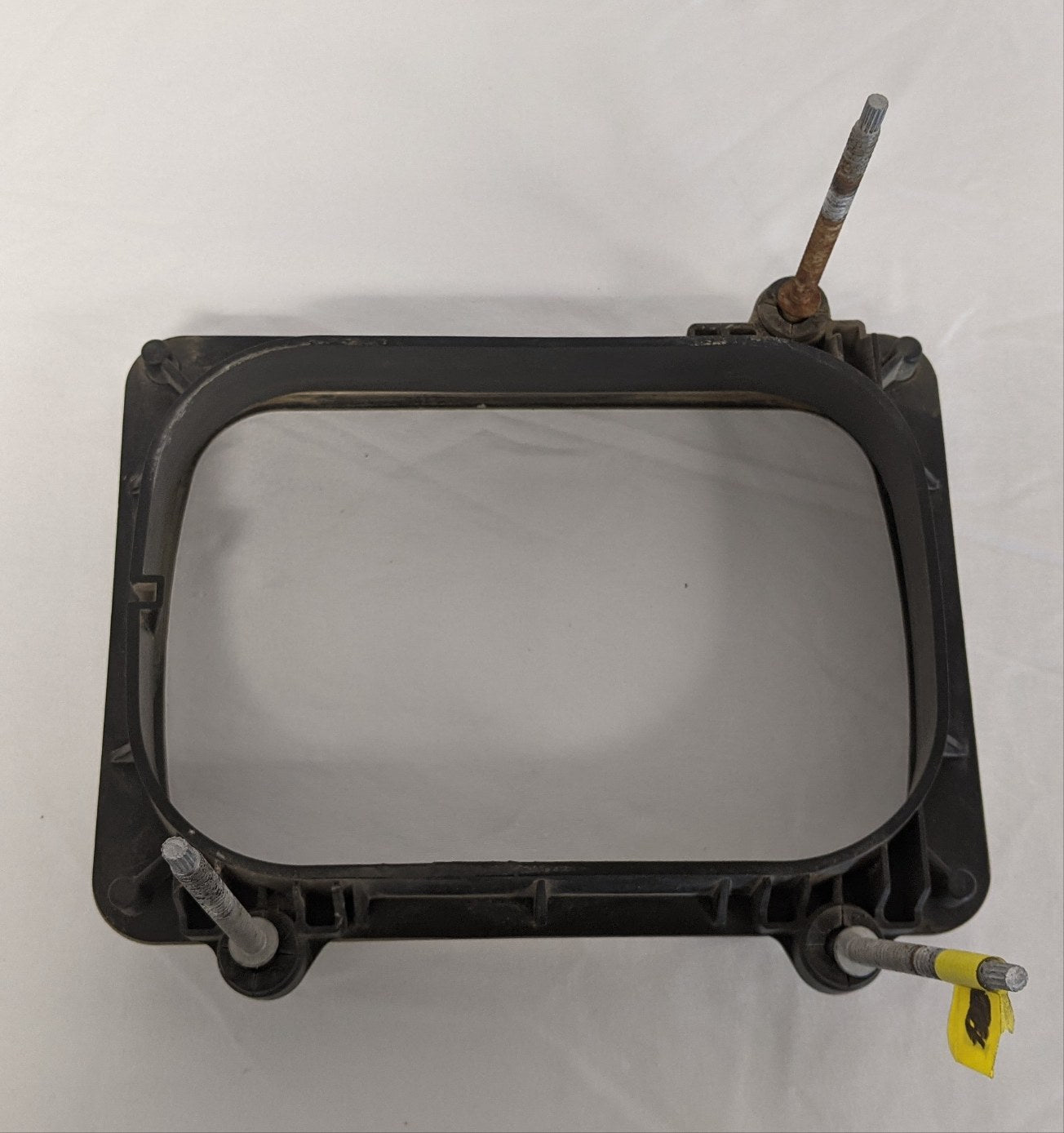 Used Western Star 4700 LH Headlight Retainer Ring - P/N GNR 209182H3 (9999946481980)