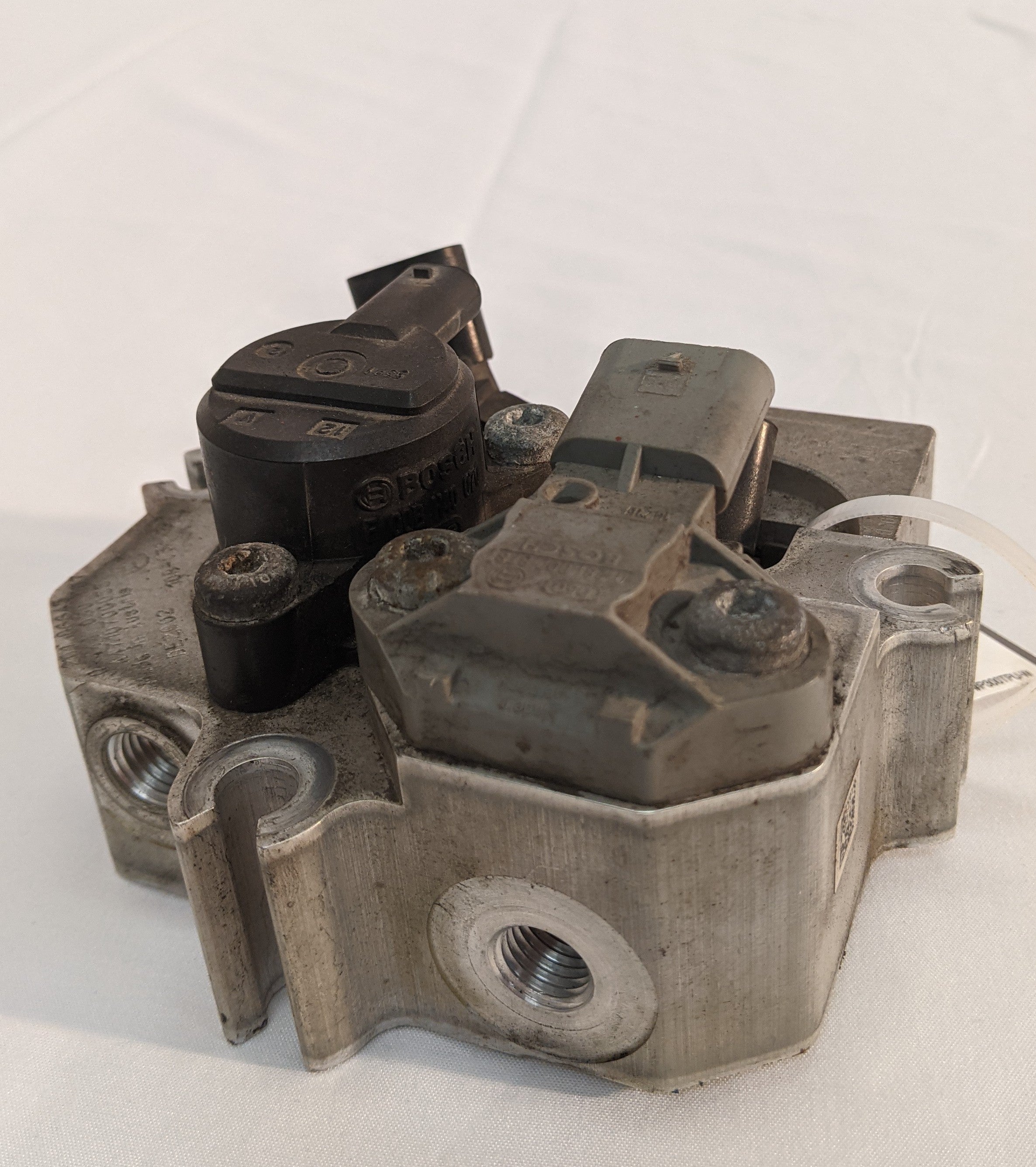Used Reman Detroit DD13, DD15 Engine Doser Valve Metering Unit - P/N A4710700055 (10071130014012)