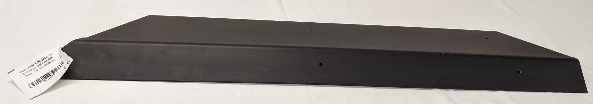 Western Star 4700 RH Setback Axel Rear Skirt Panel - A18-65665-100