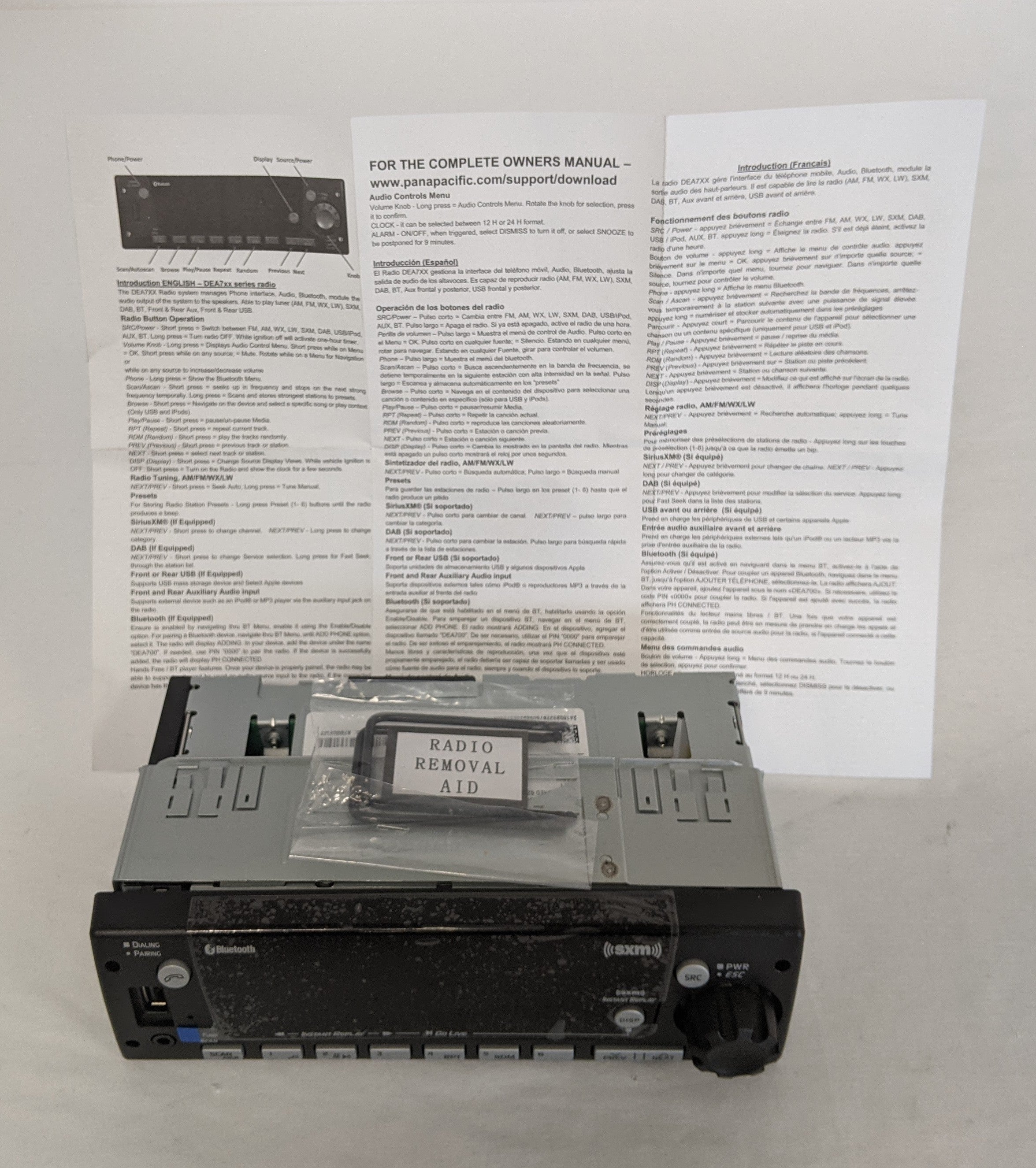 New Freightliner AM, FM, WB, BT, USB, SXM DEA737 Radio - P/N A22-78676-000 (9963018289468)