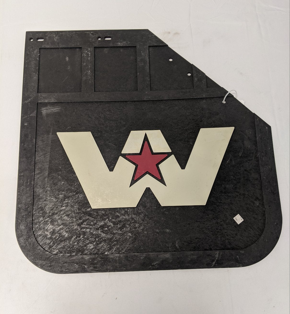 Western Star RH 24" Rubber Mitered Mud Flap 22-69681-007