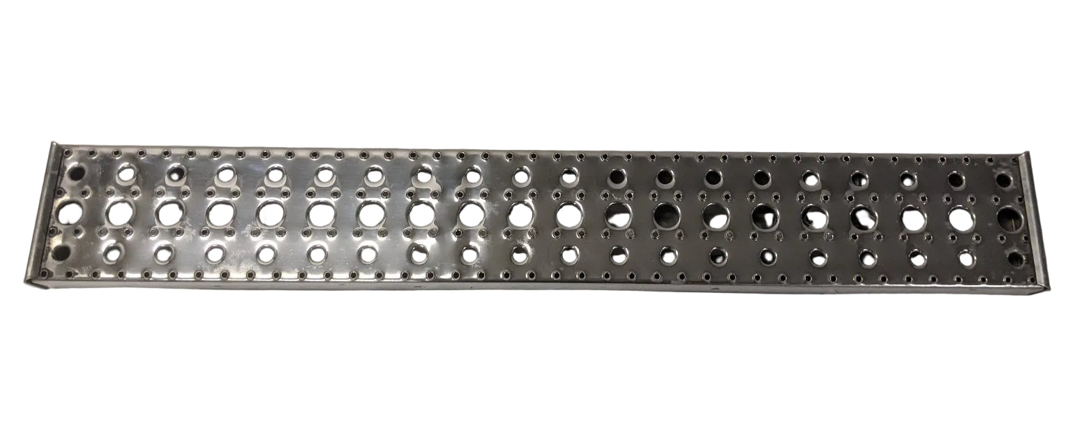 Freightliner 122SD 40 Inch Fuel Tank Step Assembly - P/N A22-54384-100