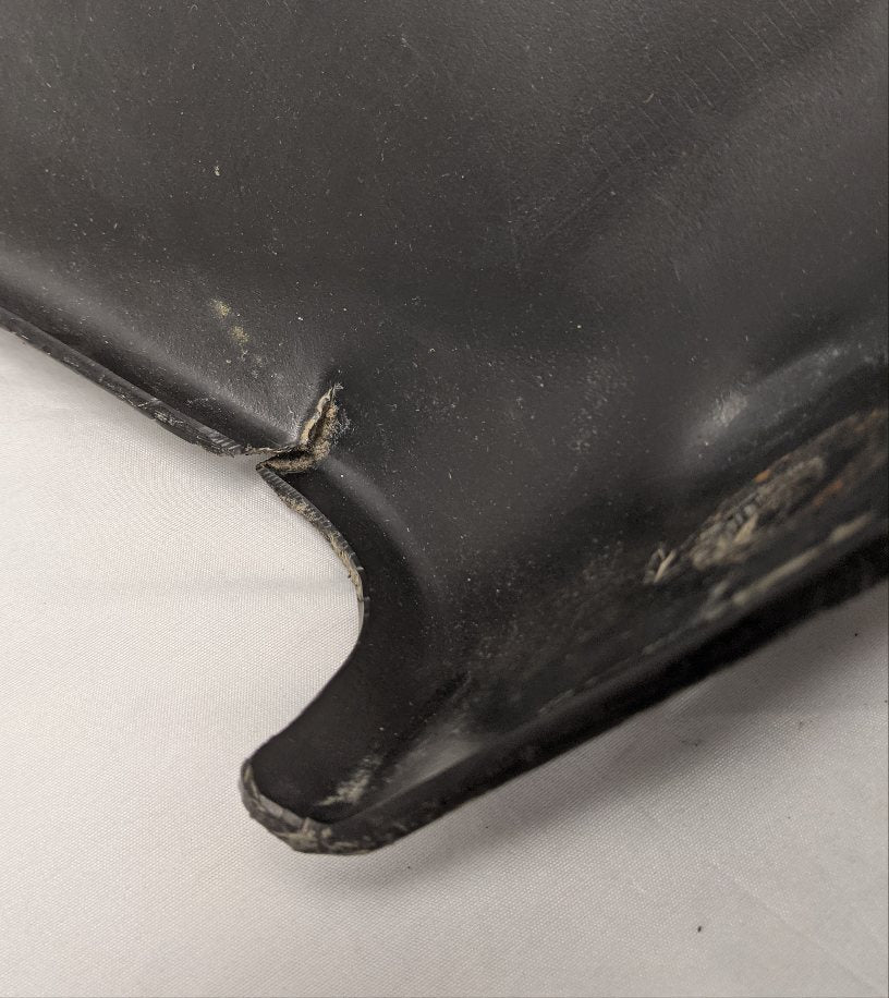 Freightliner Hood Fenders LH RH Set - 17-15237-000 - Torn