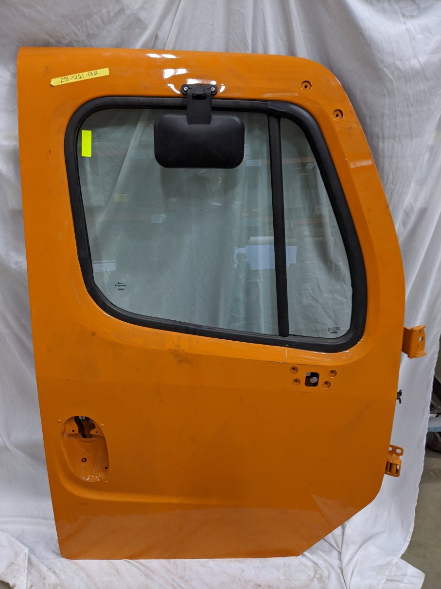 Freightliner M2 Plus RH Door w/ Window - P/N Z18-71221-032 (10091449123132)
