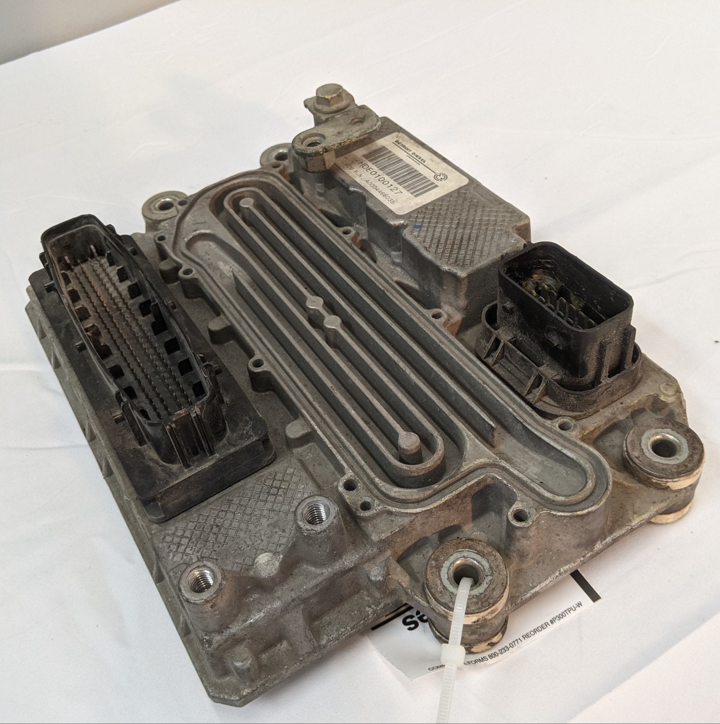 Used Detroit DD15 HDEP Engine Control Module - P/N A0004466035 (10065539399996)