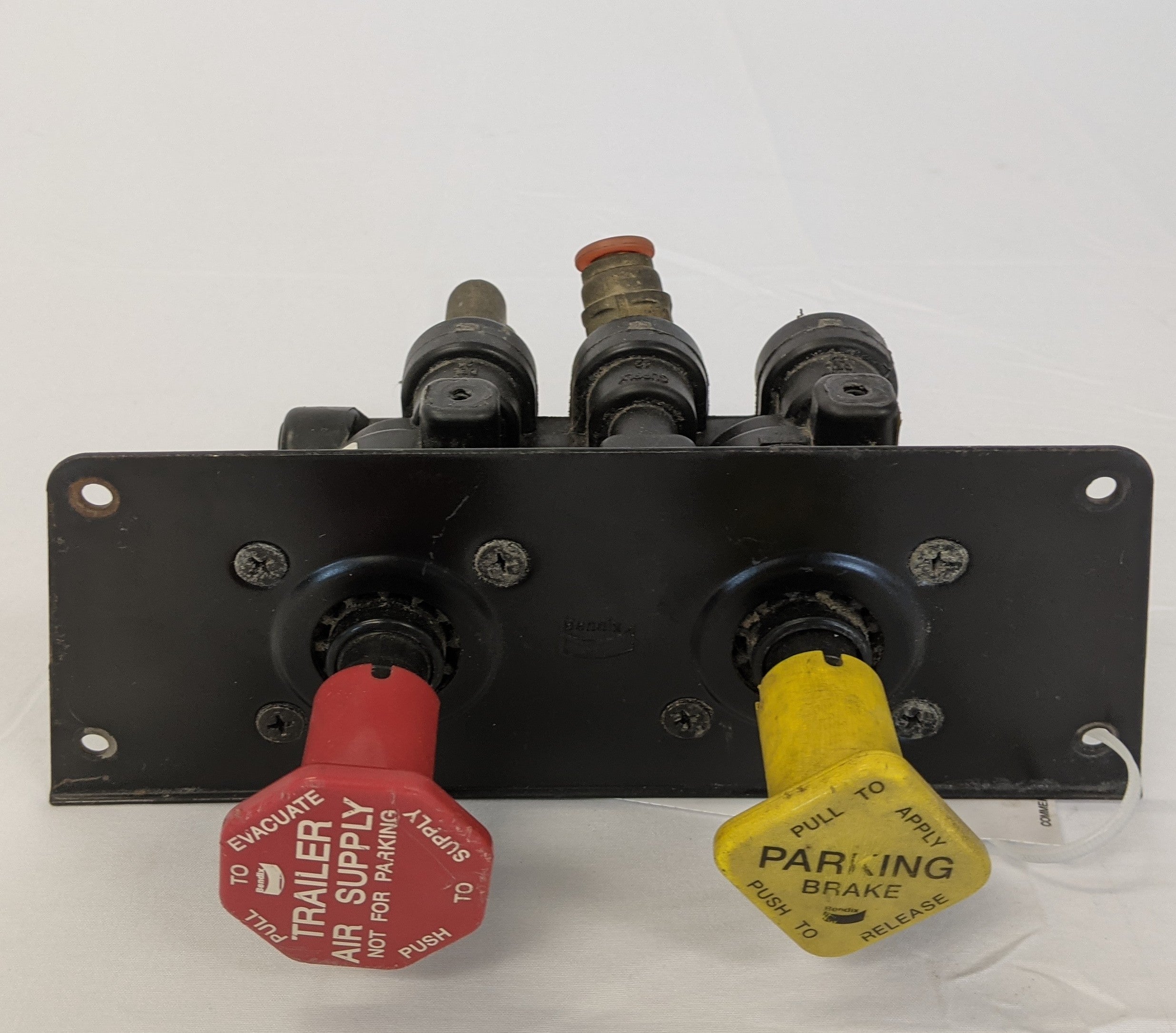 Used Bendix MV-3 Air Brake Solenoid Parking Valve - P/N BW 5005068 (10125306954044)