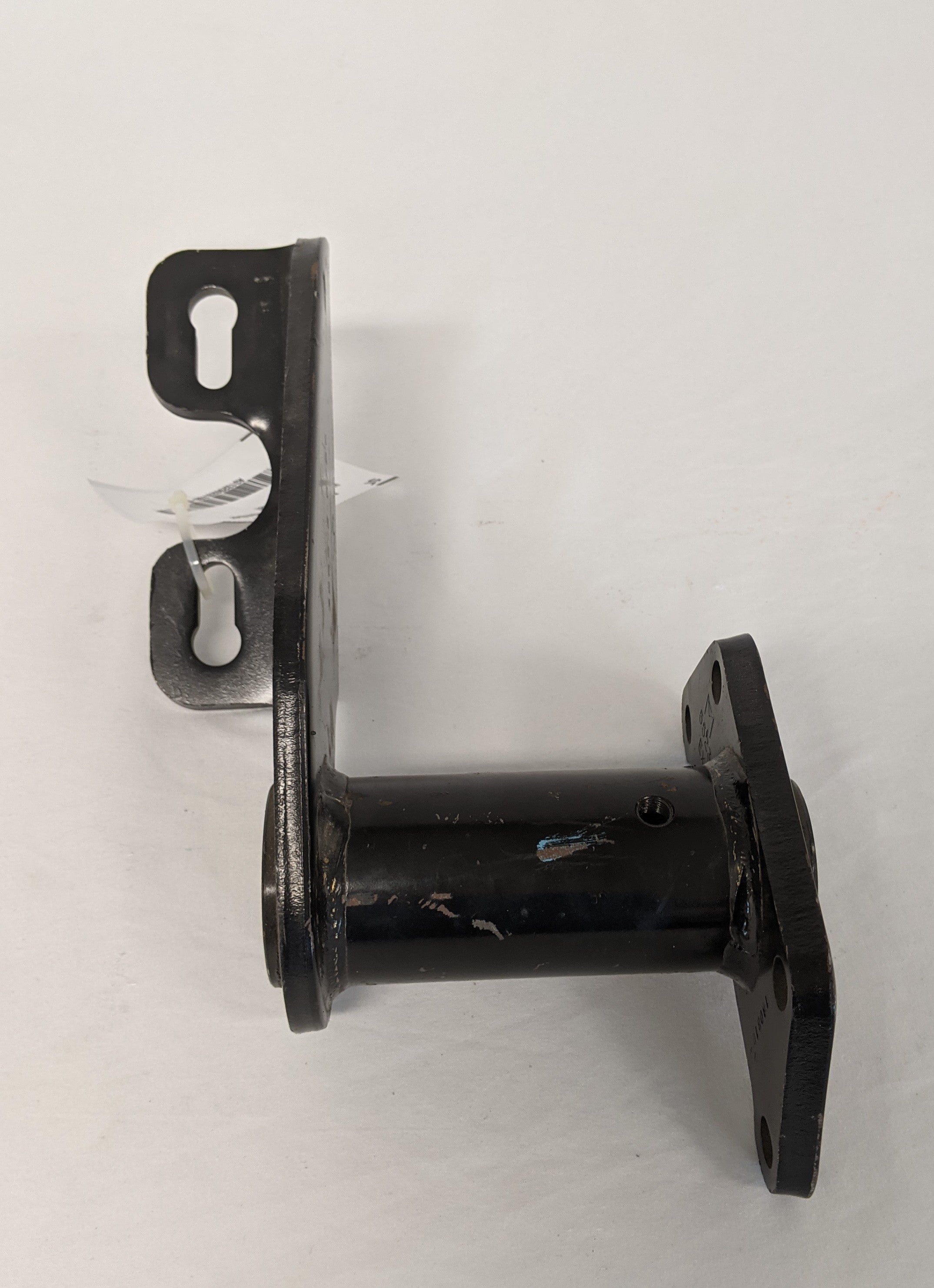 Meritor LH Camshaft Housing Air Brake Chamber Bracket  -P/N TDA A31 3299Z6786 (9909436907836)