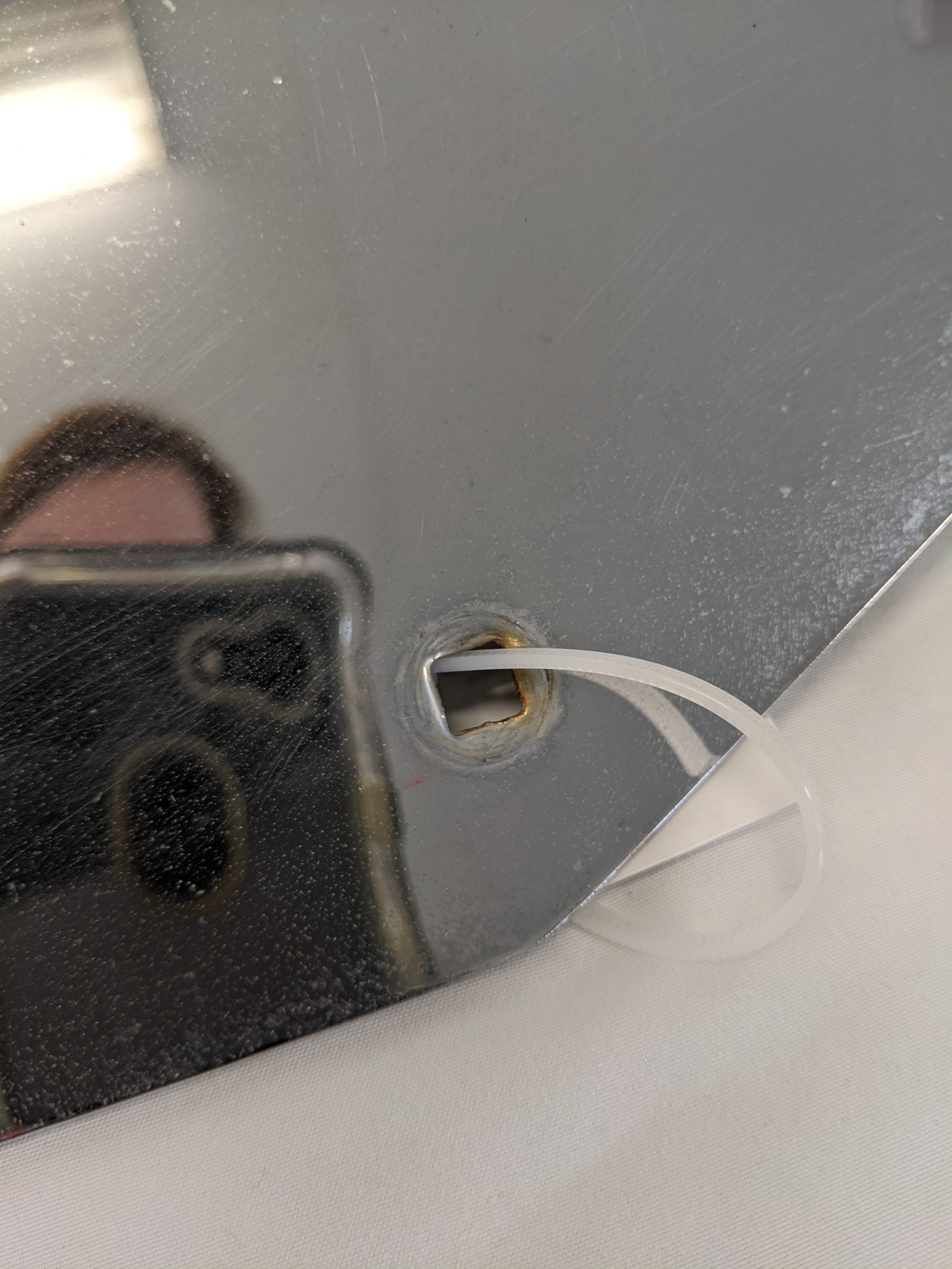 Used Freightliner FLD Classic 120 RH Hood Bezel - P/N 17-12340-001 (10020585275708)