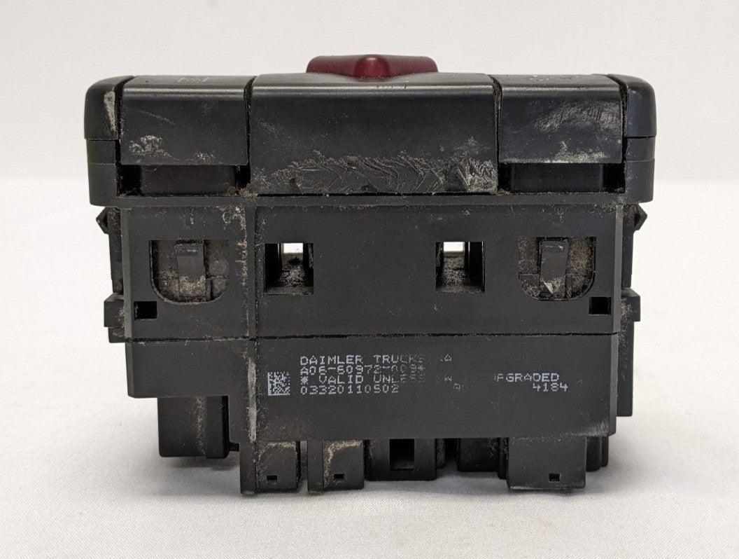 Freightliner Cascadia P3 Hazard Switch Module A06-60972-008 - Used