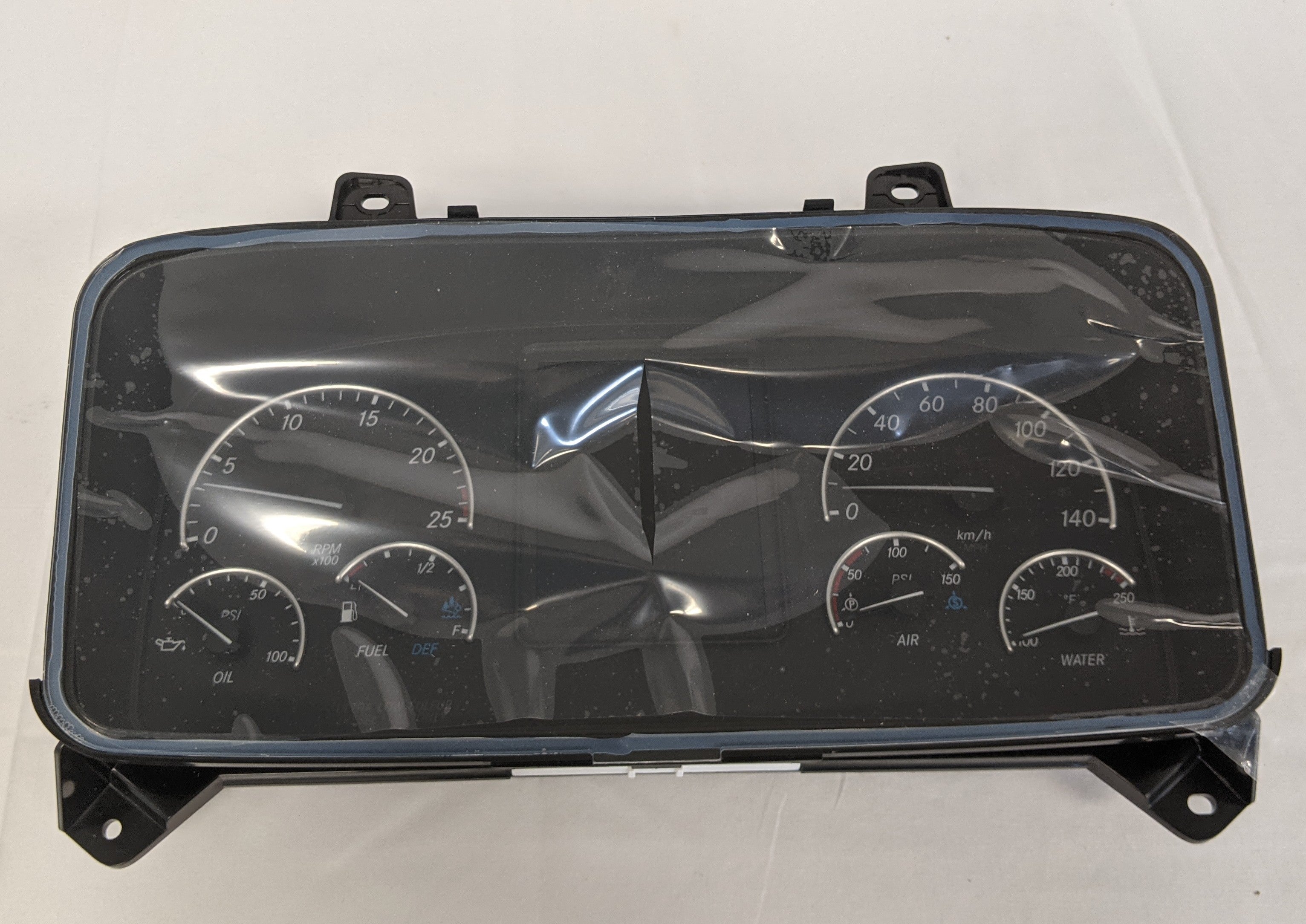 DTNA NAFTA km/hr Speedometer & Tach Instrument Cluster -P/N A22-79417-110 (9981903634748)