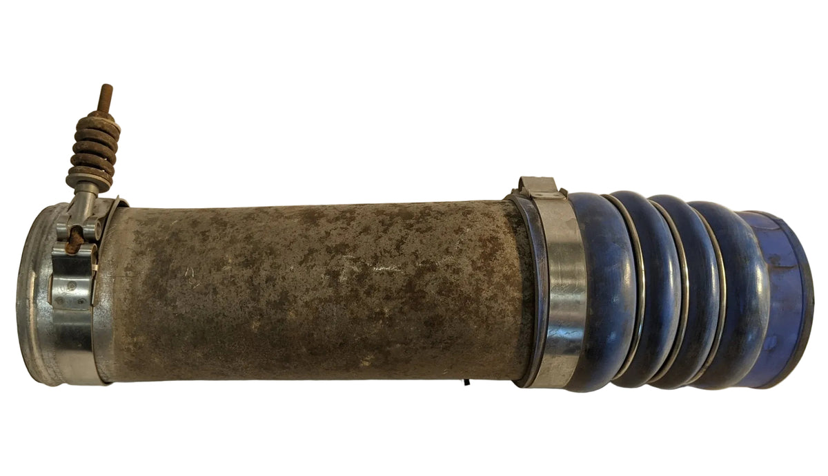 Used Detroit DD15 Engine RH Charge Air Cooler Pipe w/ Hose - P/N 01-30825-309 (10083603448124)