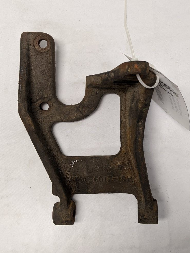 Cummins N14 A/C Compressor Bracket R01-21099-000 | Used