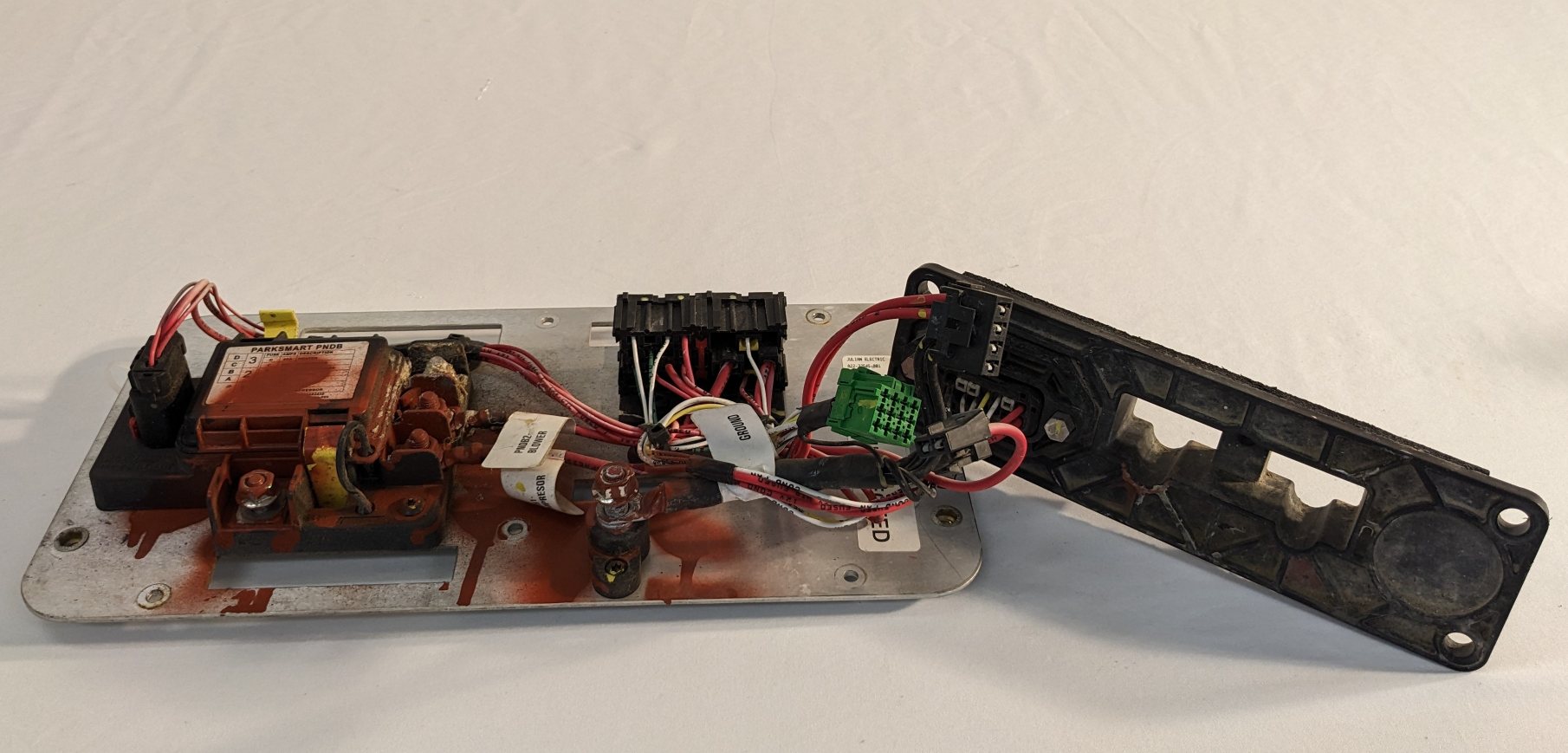 Used FTL Cascadia P3 Main Auxiliary Heater Wiring Harness - P/N A22-72545-001 (10074760577340)
