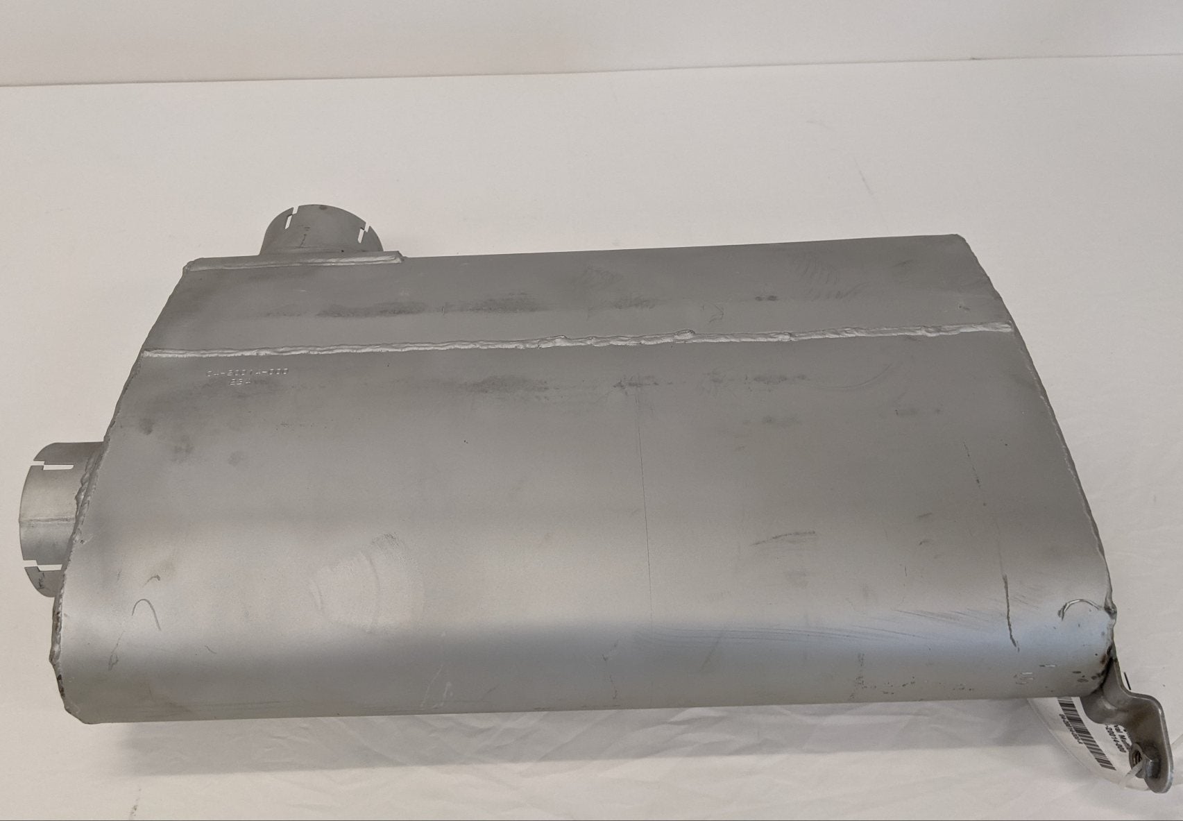 New Freightliner M2 RH Outlet Oval Muffler - P/N 04-20014-000 (10119114260796)