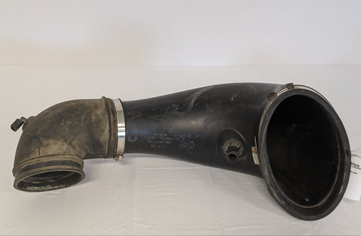 Used FTL Detroit DD15 14L HDEP Molded Air Intake Tube w/ Elbow -P/N 03-36089-001 (9981295657276)