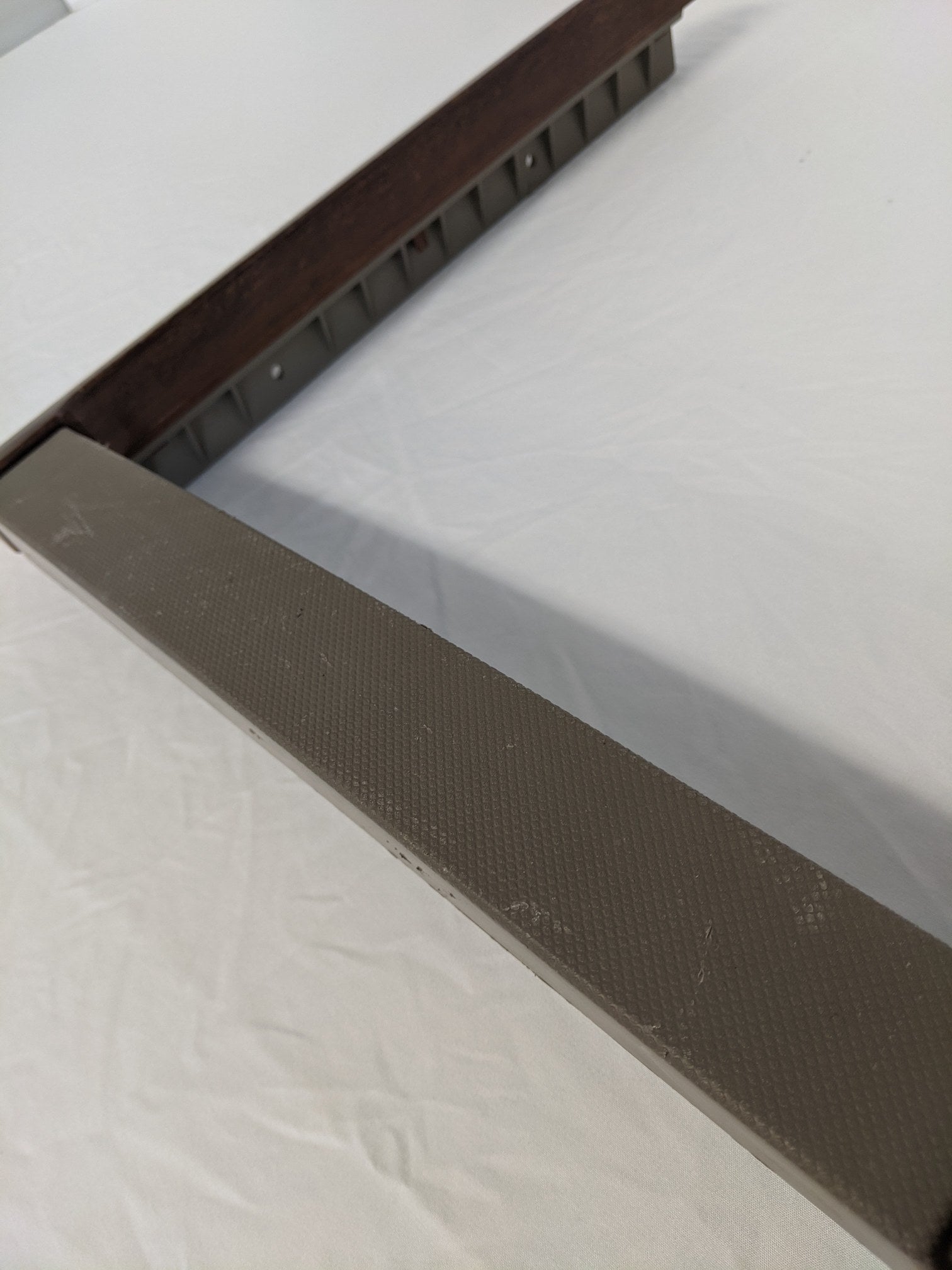 Used Freightliner CAS P3 RH WG Floor Level Cooler Trim Fascia -P/N A18-59476-003 (10011725037884)