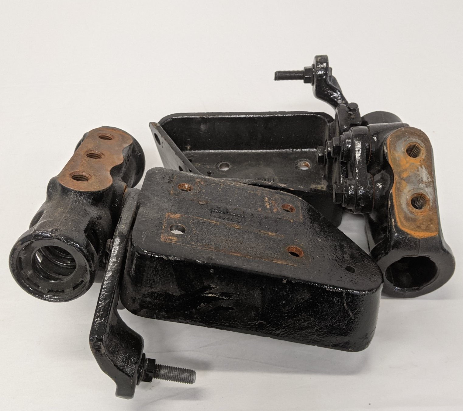 *LH & RH Pair* Bumper Mount & Tow Hook Housing Brackets - P/N 21-29107-000 / 001 (10023691092284)