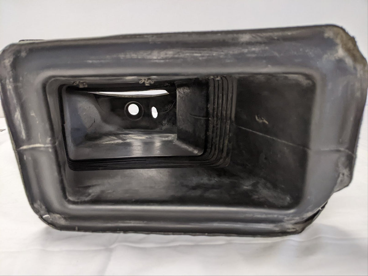 Freightliner FLD HVAC Fresh Air Intake Duct | A22-32031-000