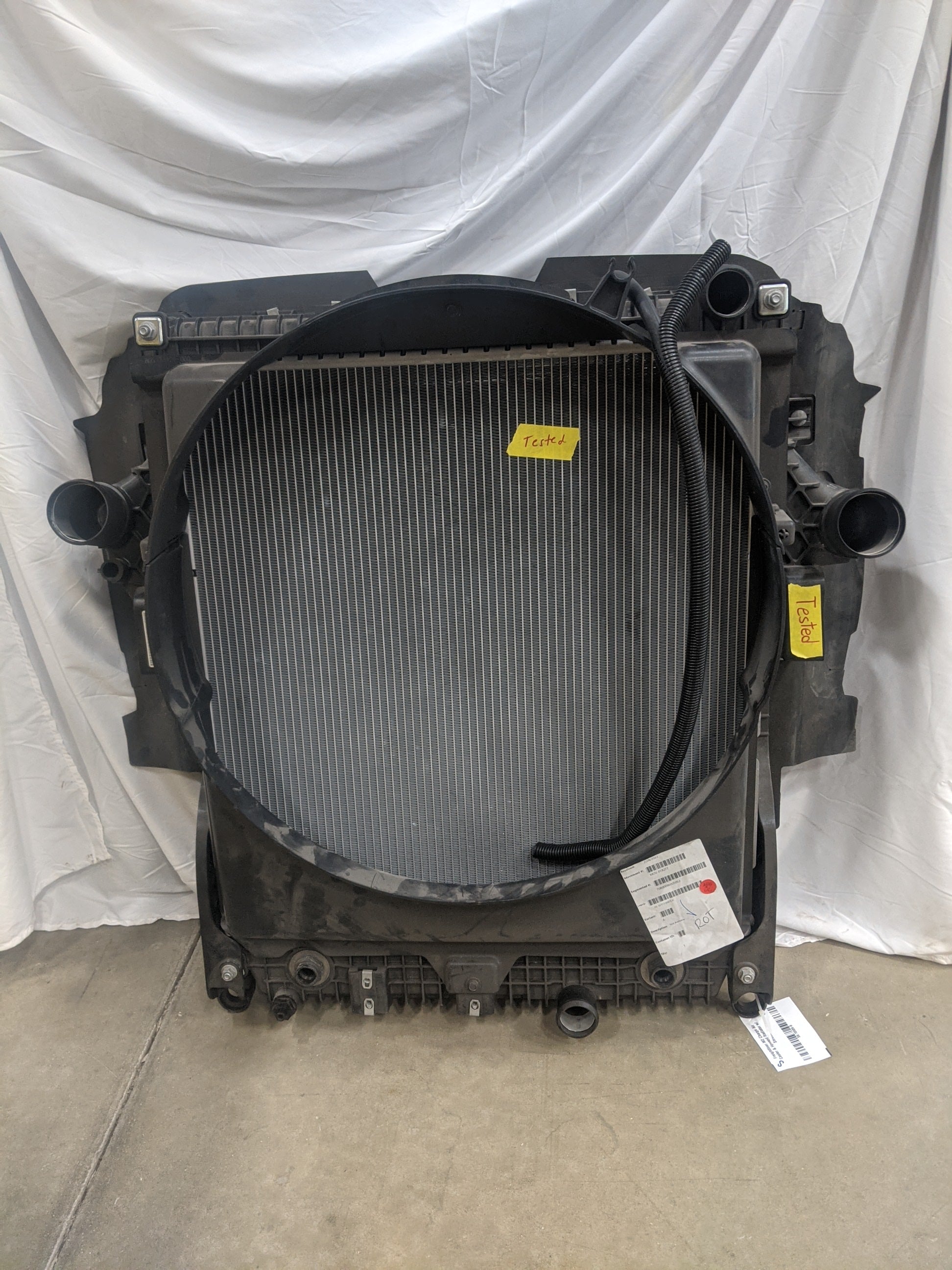 Freightliner M2 Charge Air Cooler & Housed Radiator w/ Shroud - P/N 05-33707-001 (9912017256764)