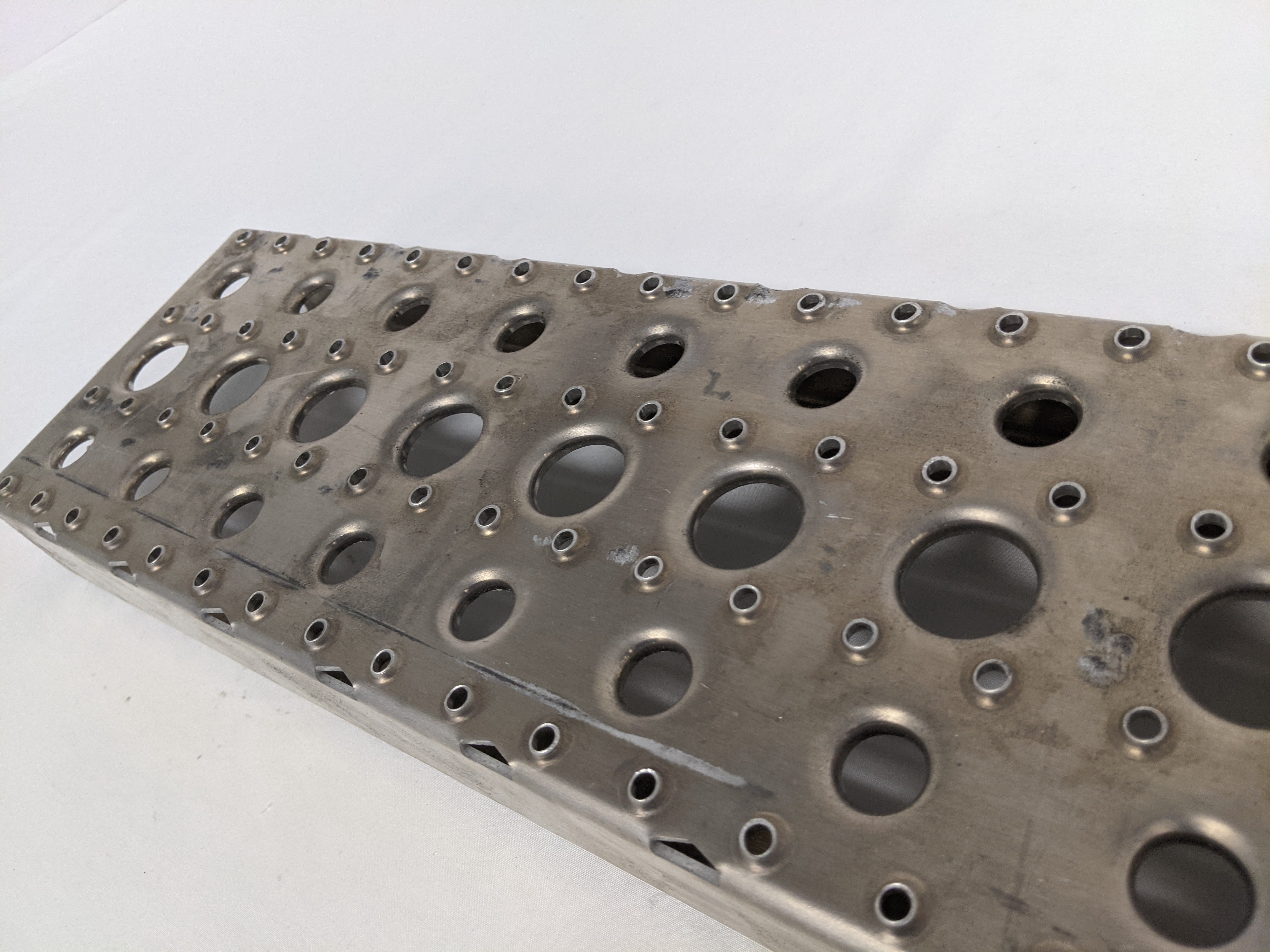 Used Freightliner Aluminum 29 1/2" Fuel Tank Step - P/N 22-73639-075 (9902019346748)
