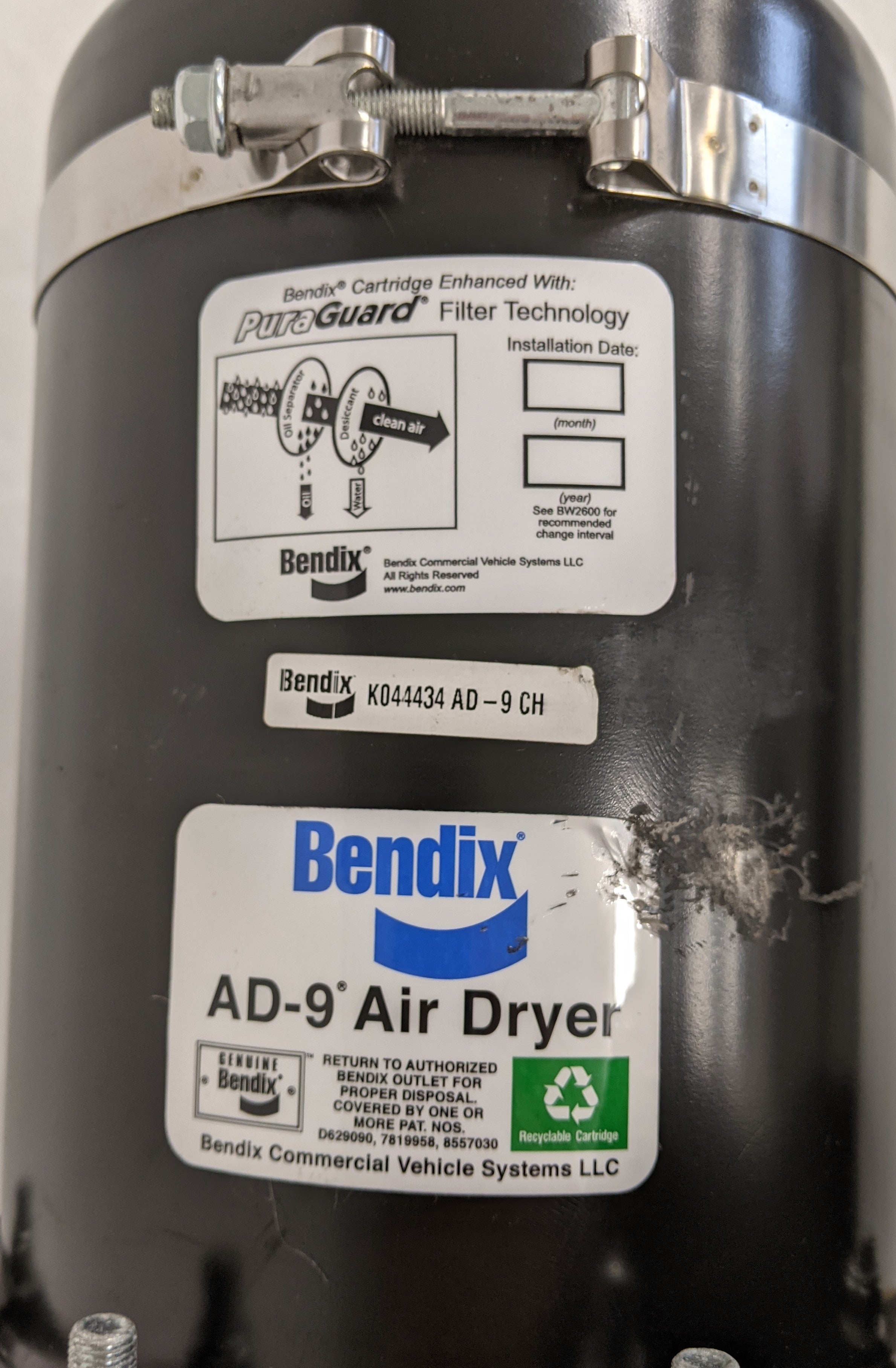 Bendix AD-9 270 Deg. Air Dryer w/ Air Governor - P/N  BW K044434 (9940689781052)