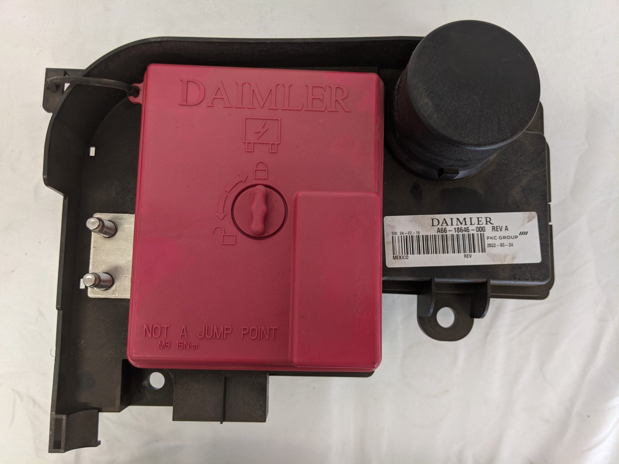 New Freightliner Daimler Battery Cable Access Power Module - P/N A66-18646-000 (10168287134012)