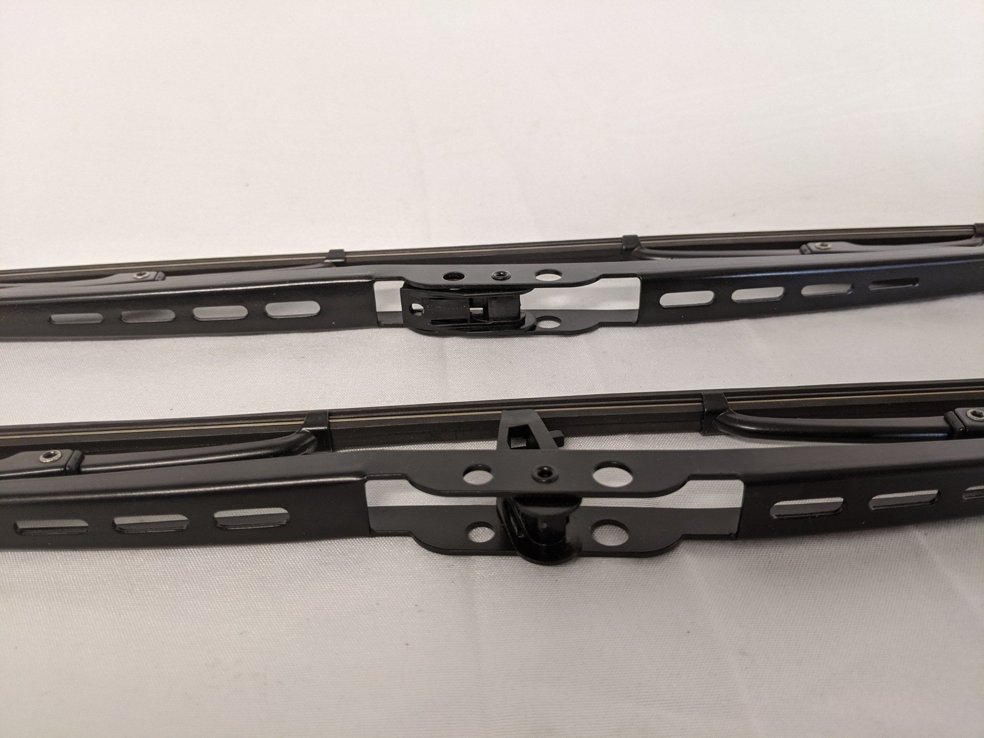 *Lot of 2* Western Star 20" Windshield Wiper Blade - P/N A22-68522-000 (9888891797820)
