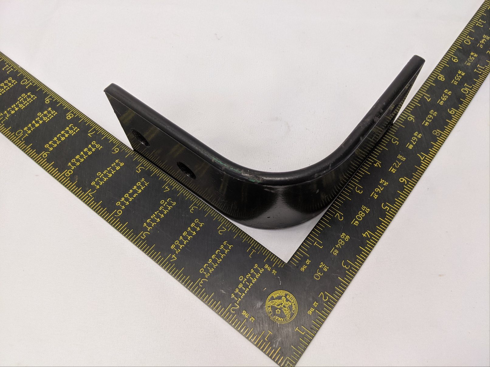 Freightliner M2 Hood Hinge Pivot Bracket | P/N 17-21194-000